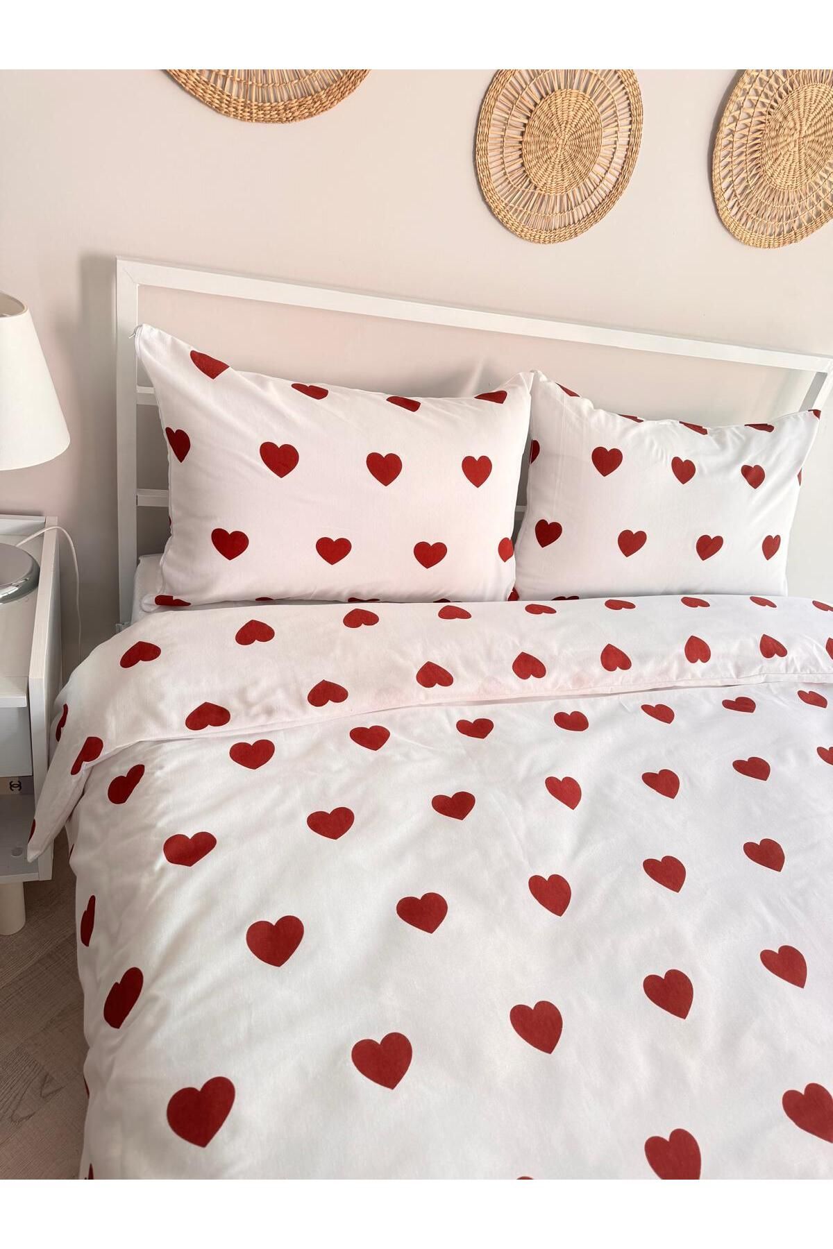 üntaş-Unitas Heart Patterned Single Beather and 1 Pillow Cover 3