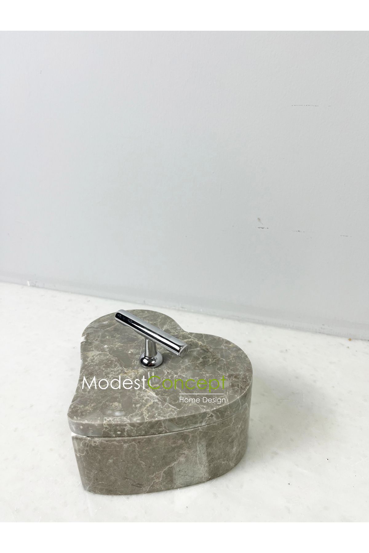 Modestmar-Gray Marble Heart Bowl Silver Handle 3