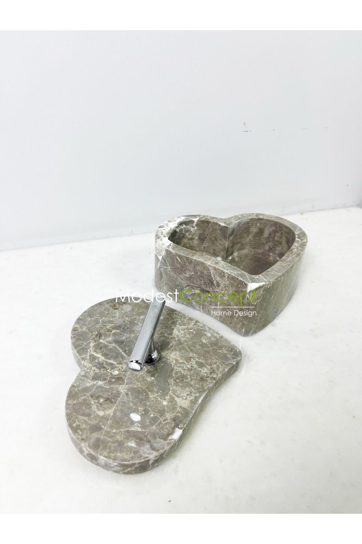 Modestmar-Gray Marble Heart Bowl Silver Handle 6