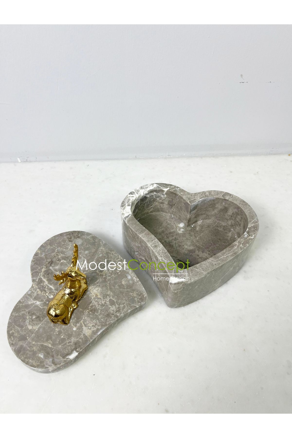 Modestmar-Gray Marble Heart Bowl with Gold Deer Object 3