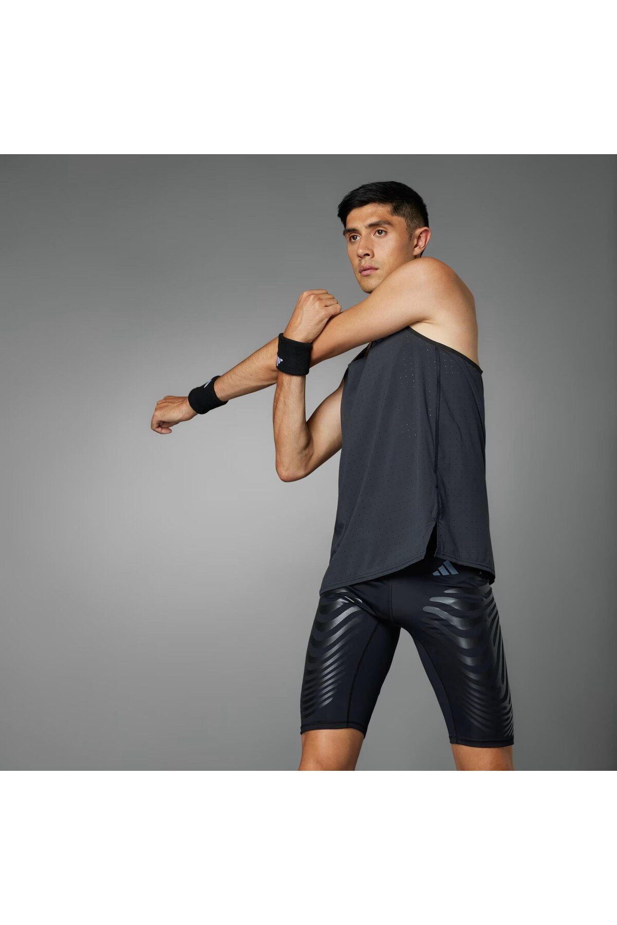 رکابی ورزشی مشکی مردانه در حال رانینگ ورزشکار TT adidas