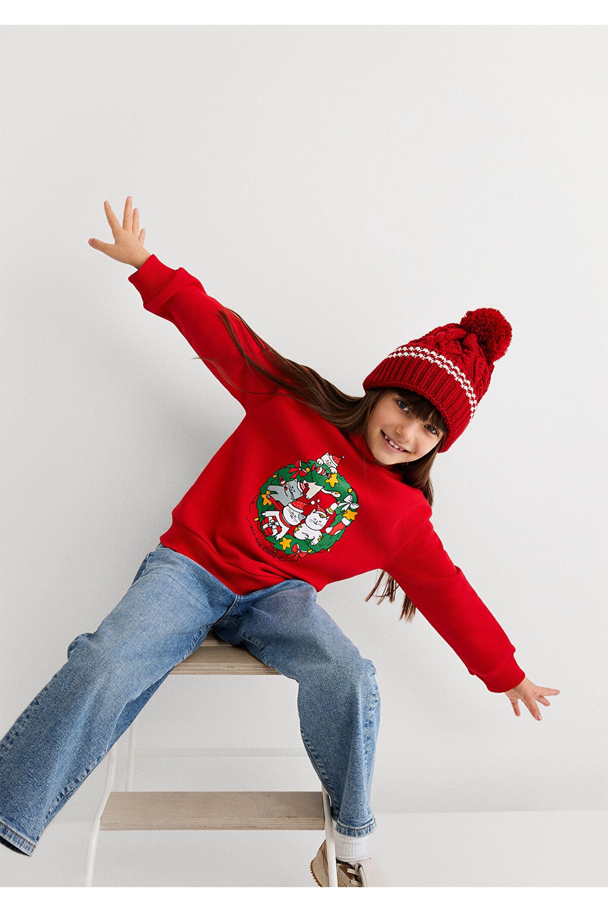 Mavi-New Year's Cat Printed Hooded Red Sweatshirt 7S10113-70471 1