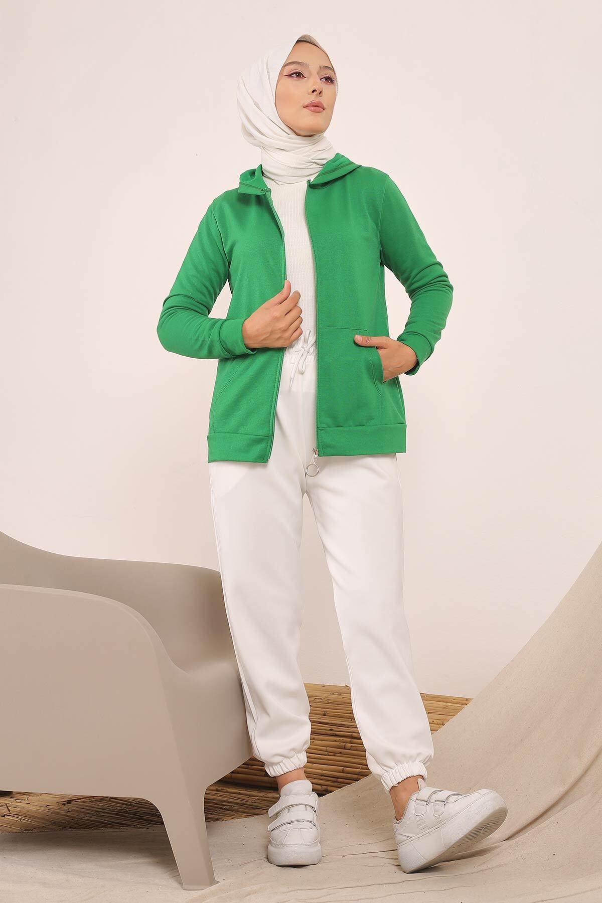 İmajButik-Green Hooded Sweatshirt Cardigan with Front Zipper Pocket 1