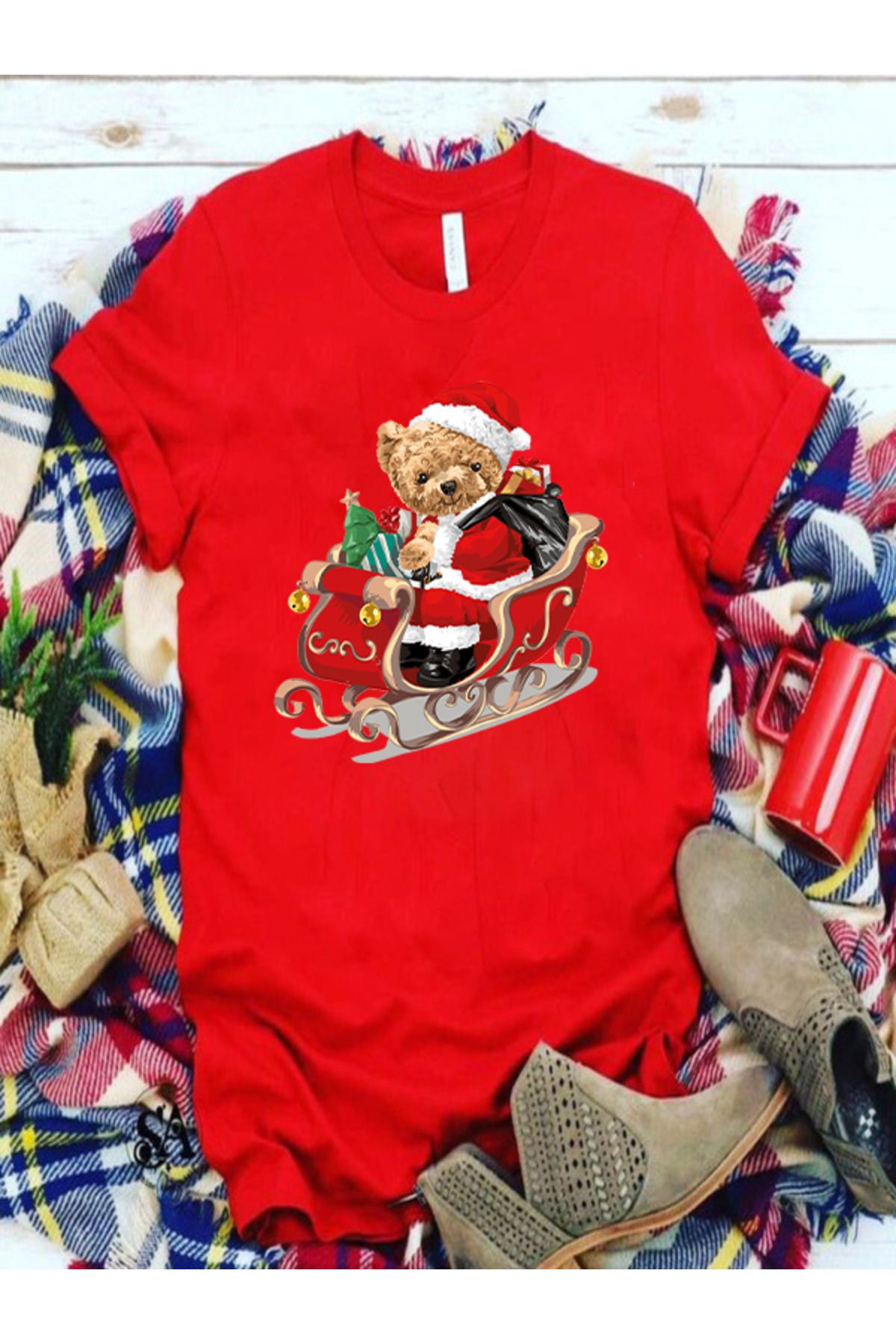 Pisa Art Yılbaşı Yeniyıl Noel Temalı Kırmızı Serisi Unisex Özel Tasarım T-Shirt