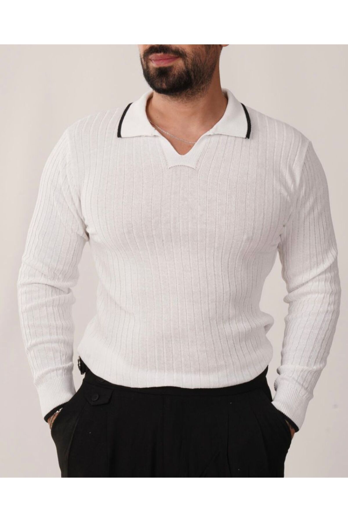 Black Sokak-Men's White V Polo Neck Knitwear Sweater 1