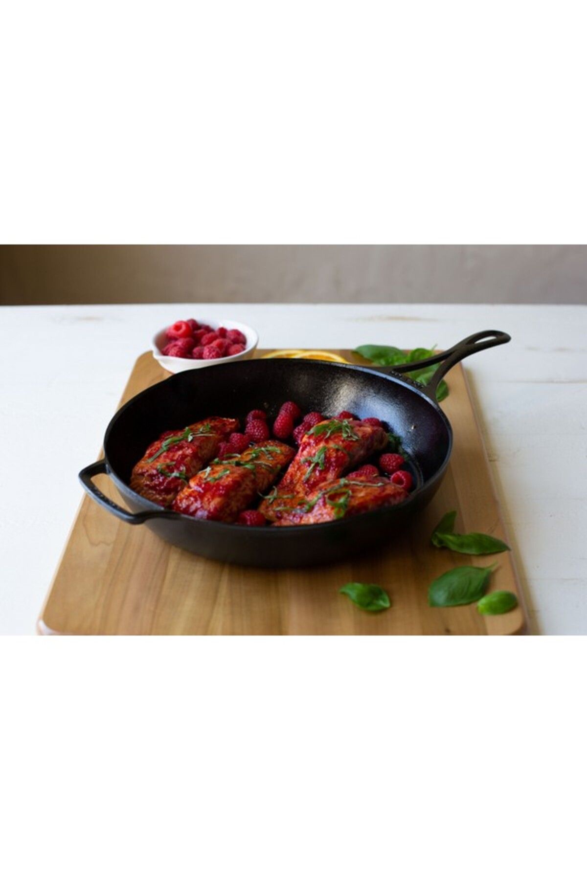 Lodge-Non-Stick Round Skillet Pan with Hanging Loop 10.5inch 7