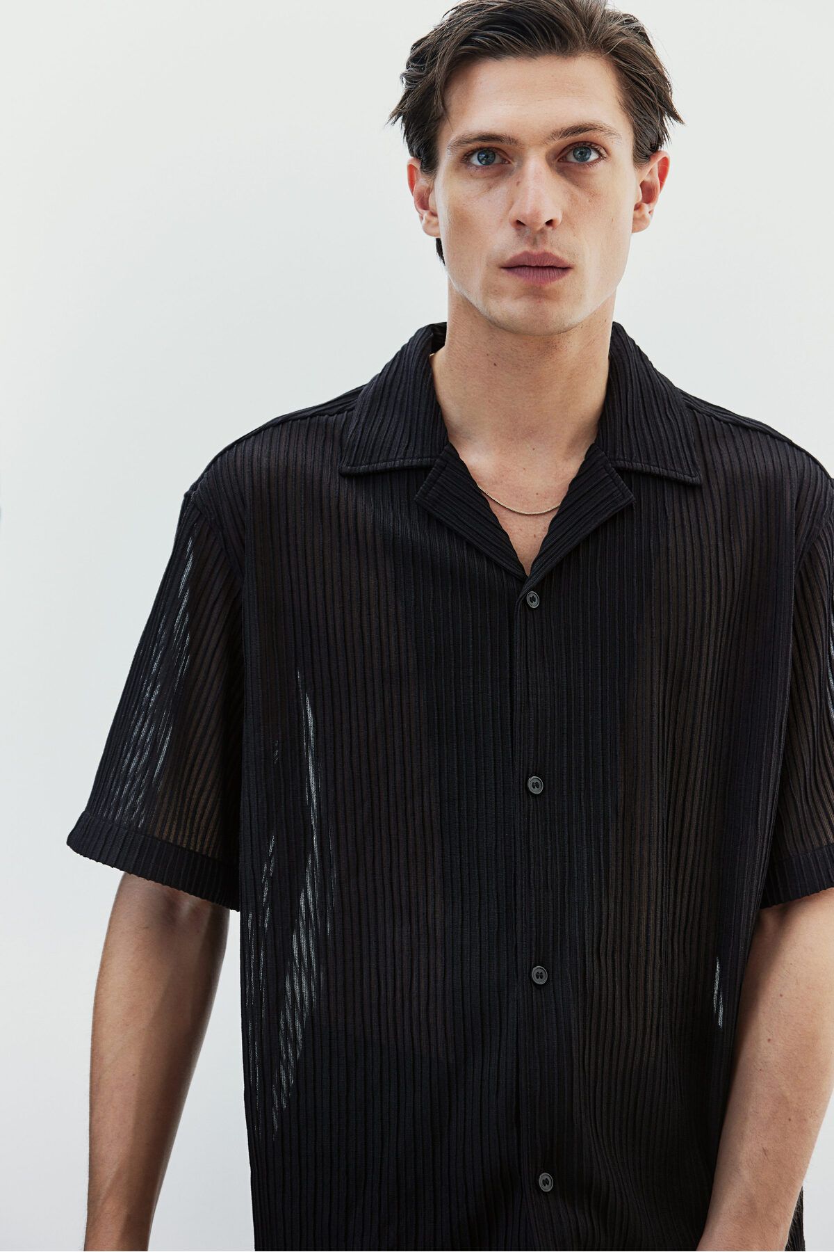 پیراهن / بلوز دکمه دار مشکی مردانه یقه بافت تناسب اندام H M H&M