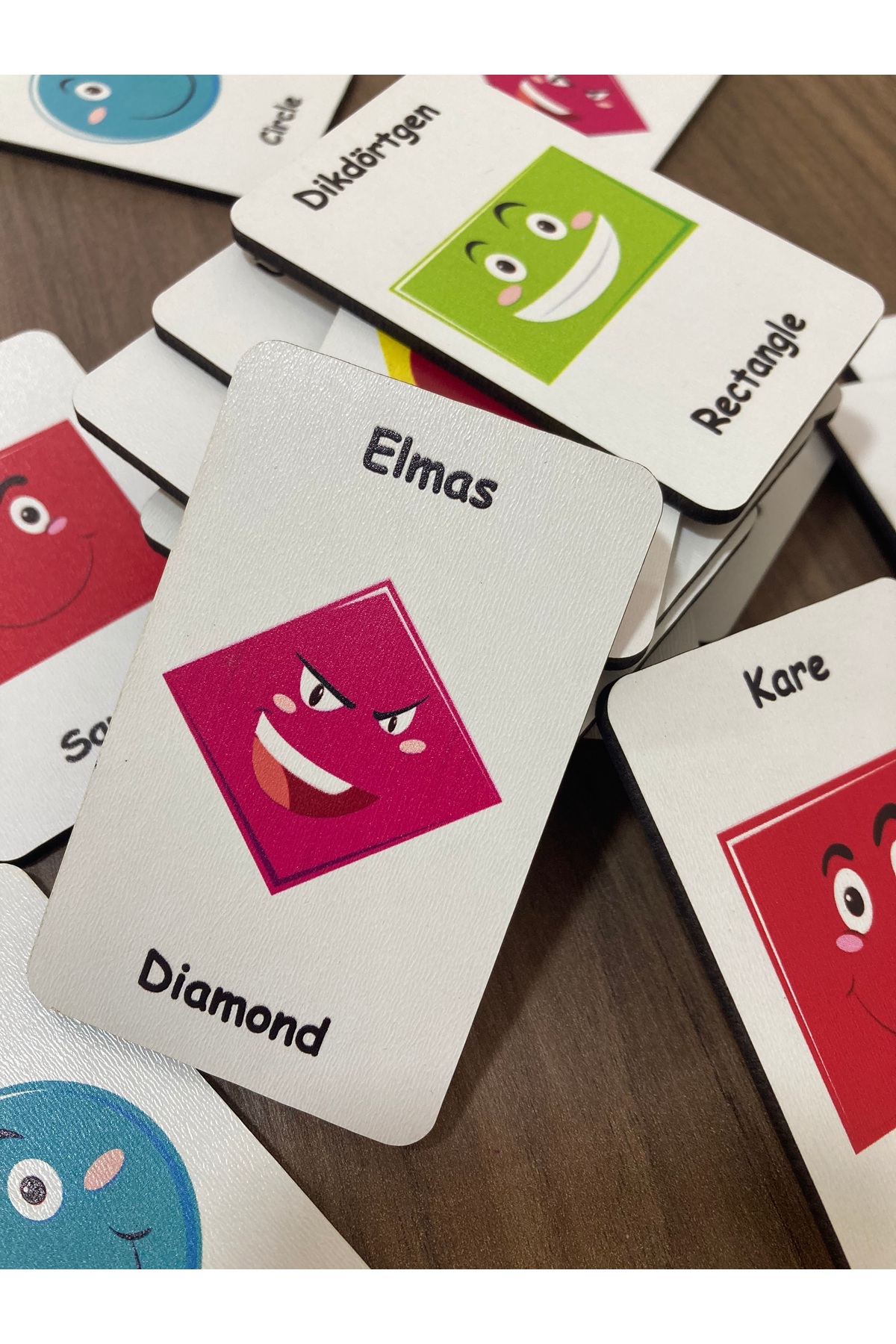 Leelii Tasarım Sevimli Şekiller Ahşap Hafıza Eşleme Kartları 12 Şekil 24 Kart Türkçe - İngilizce Hafıza Oyunu fotoğrafı 2 (önizleme)
