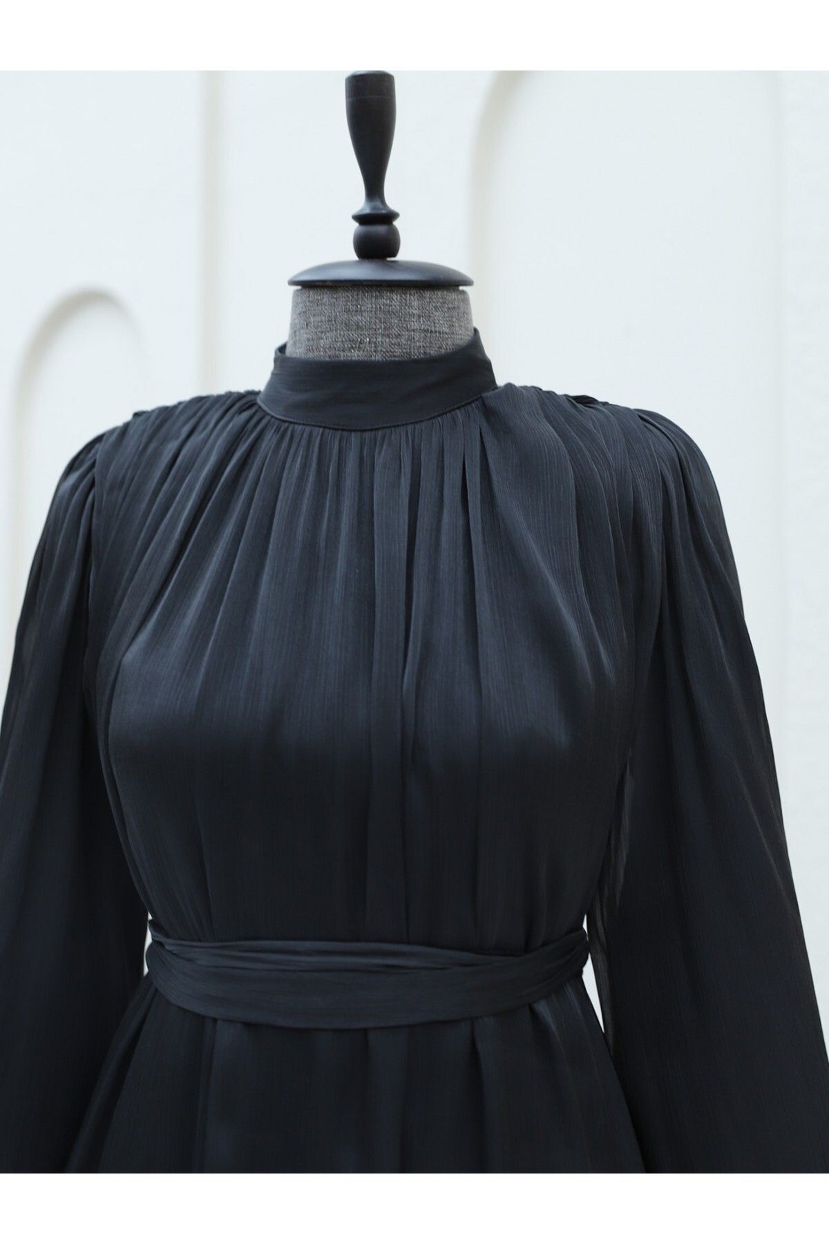 Modamorfo-Schulterfreies, glitzerndes Ballonärmelkleid aus Stoff – Schwarz 3