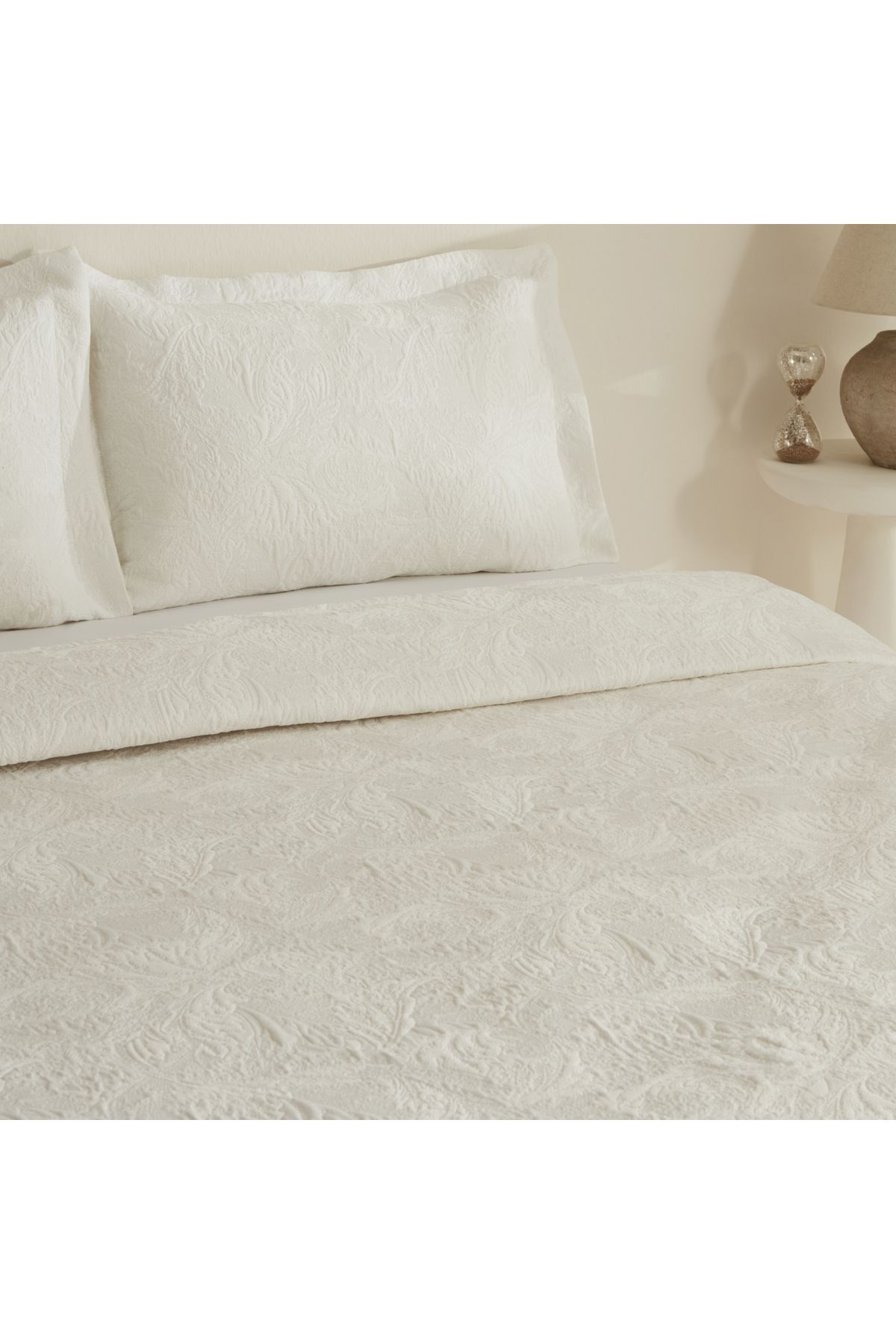 Karaca Home-Offwhite Olivia Double Bedspread Set 4