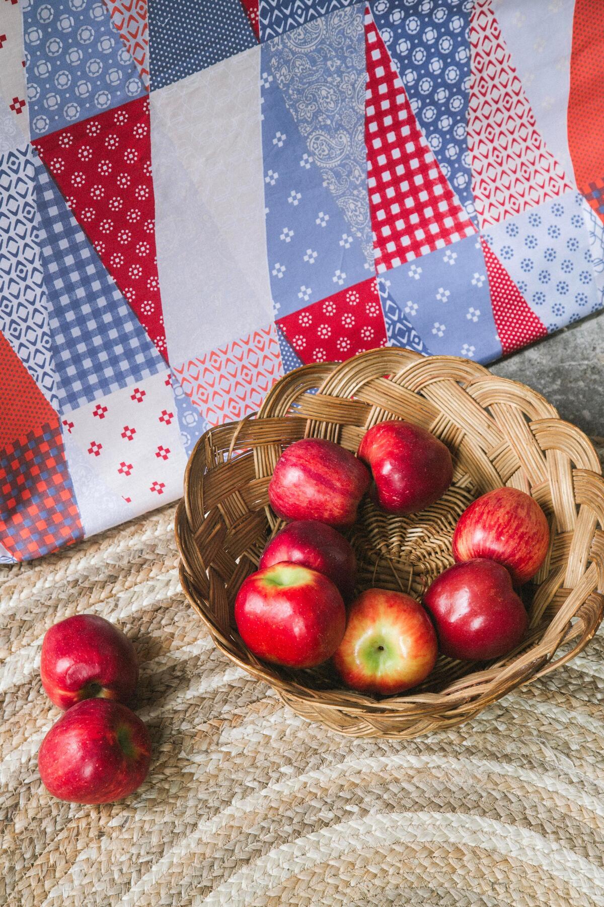 Apricitas HOME-Double Mariel Red Complete Set 4