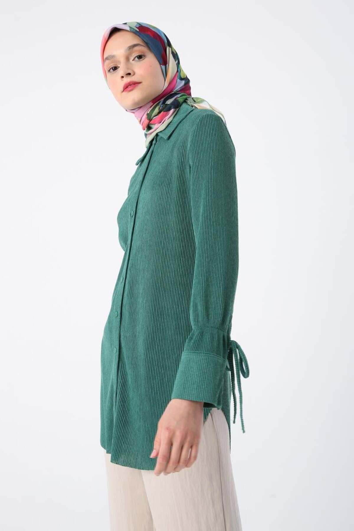 ALLDAY-Green-Plised Sleeves Lace Detail Shirt Tunic 5