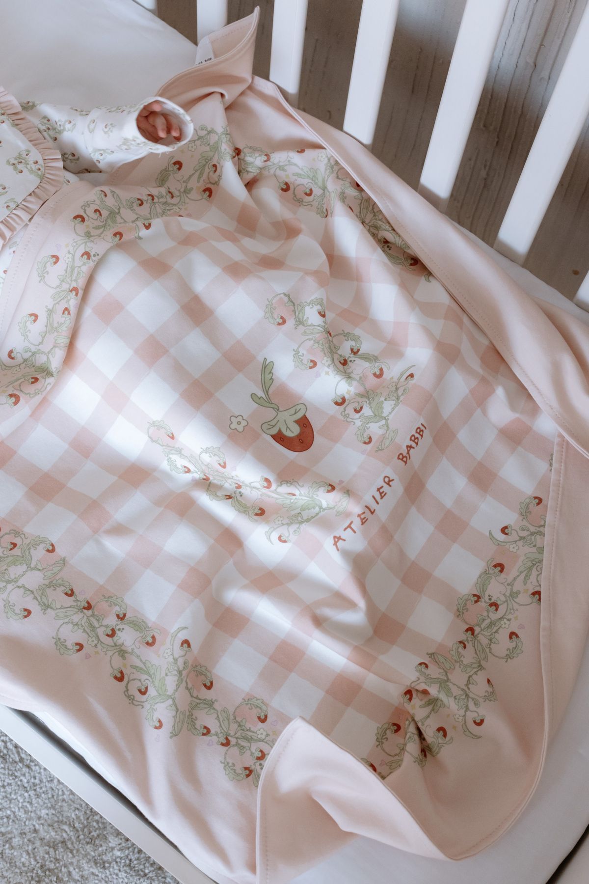 Atelier Babbi-Double Sided Baby Blanket - Strawberry 4