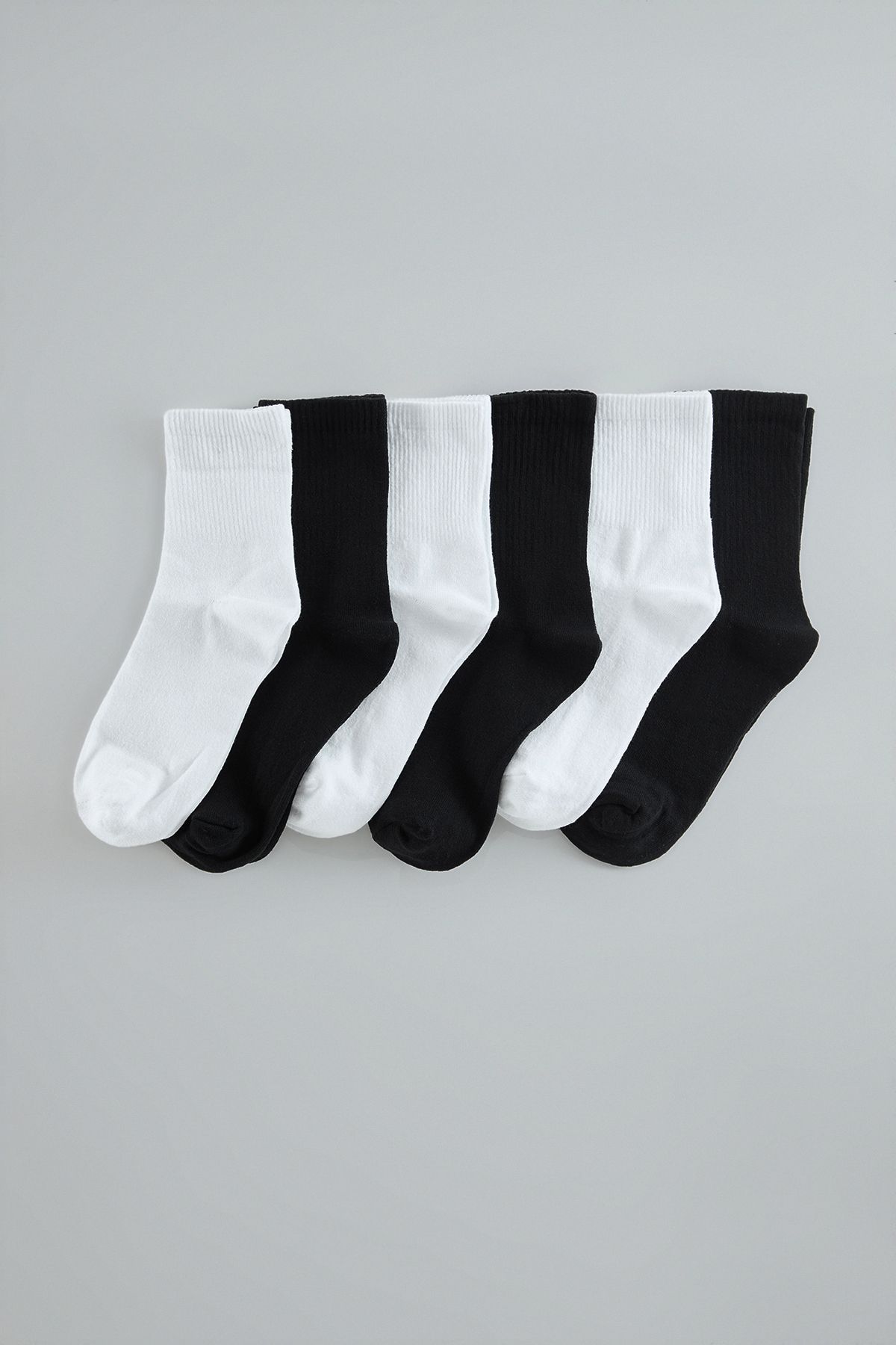 Edit by Trendyol Unisex Czarno-białe 6-częściowe Bawełniane Skarpetki Do College'u I Tenisa - Tedaw25co00007 Unisex - 41–45