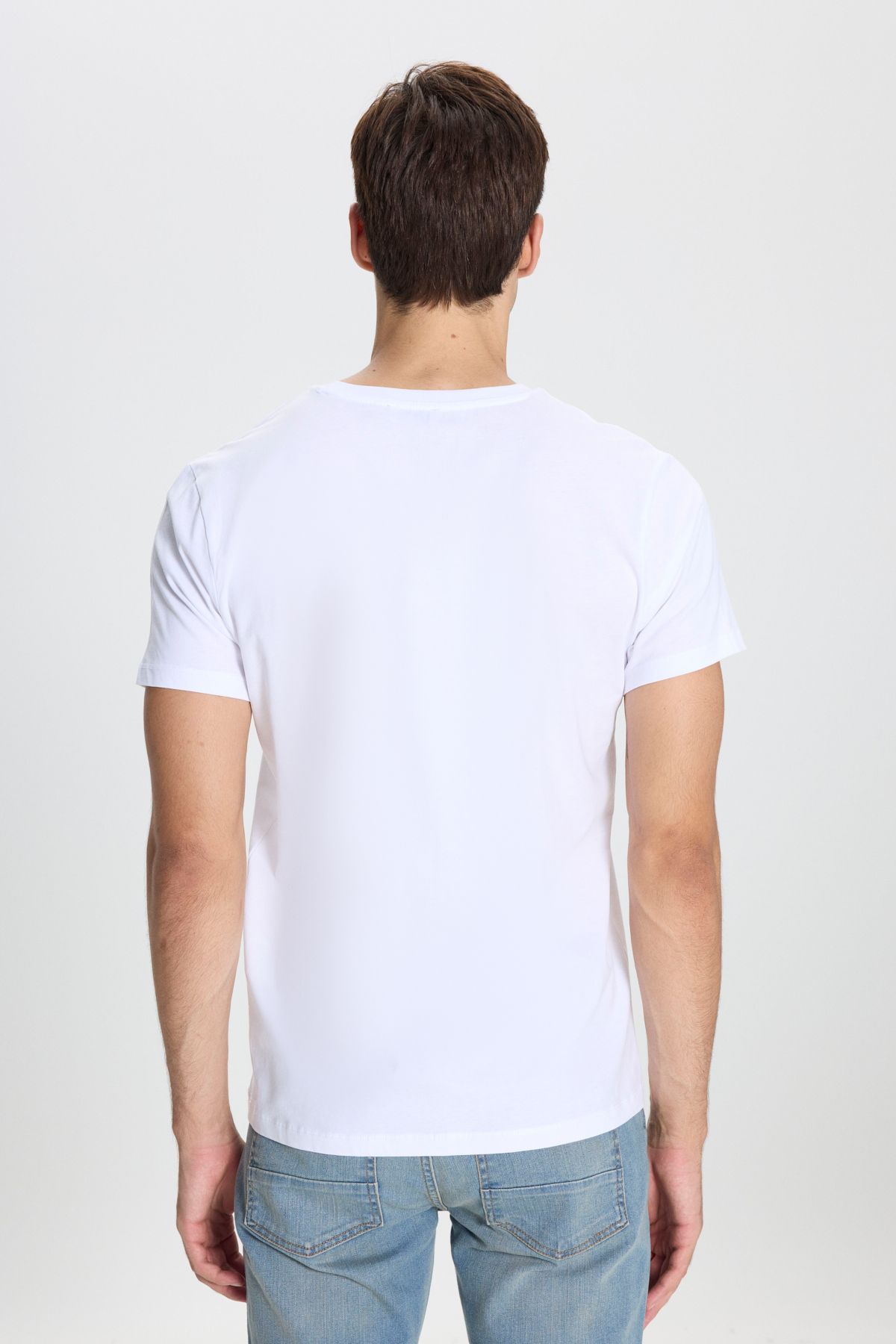 George Henry-Pachet unisex de 5 tricouri albe, 100% bumbac, slim fit 8