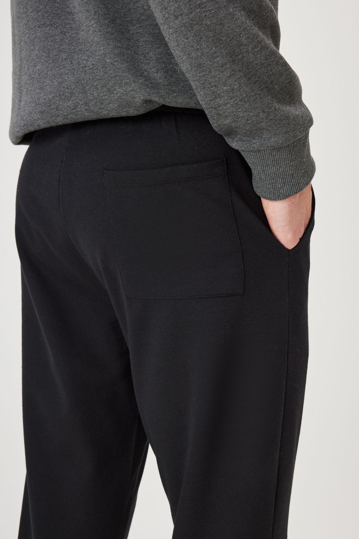 George Henry-2 Thread Pockets Comfortable Cotton Standard Fit Regular Fit Jogger Men's Black Sweatpants 9