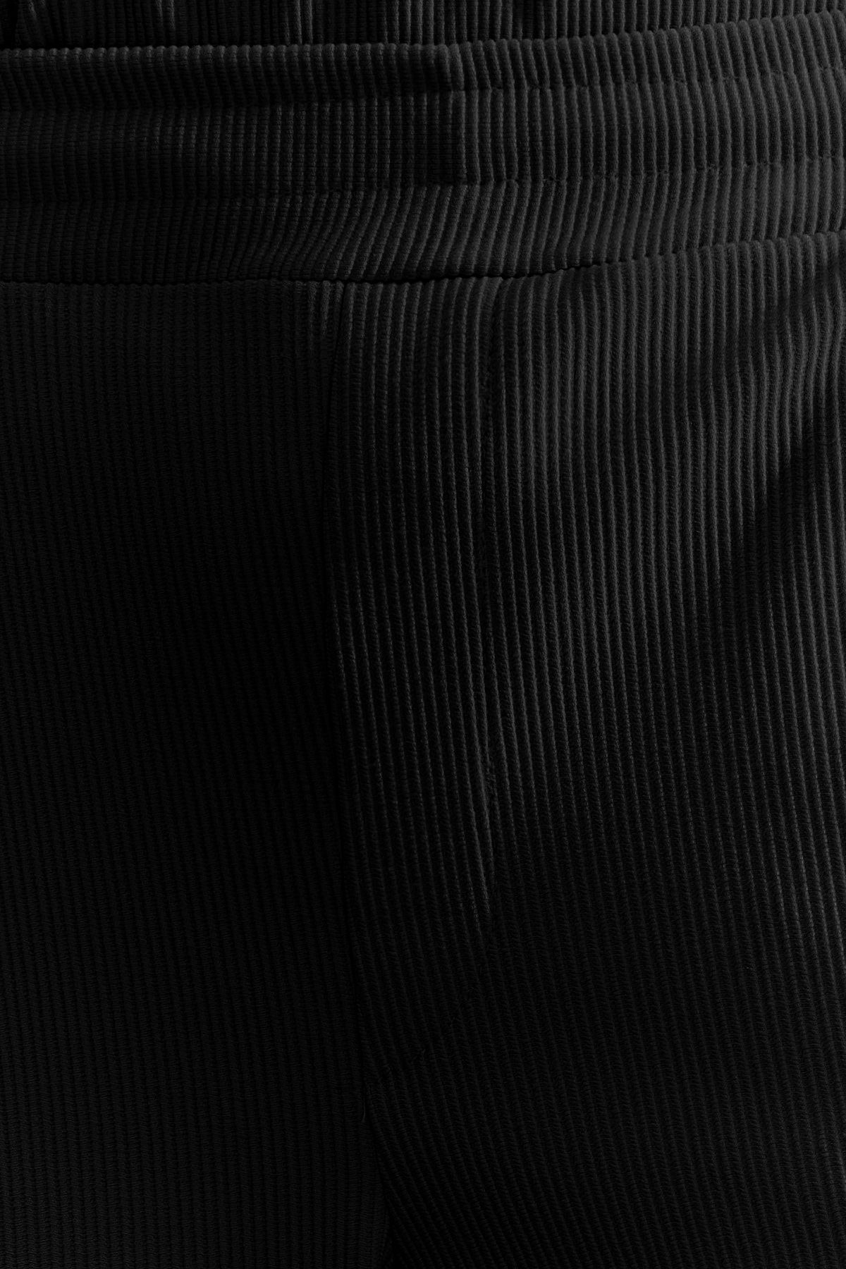 Trendyol Collection-Schwarze, gerade geschnittene, einteilige Jogginghose mit verstecktem Kordelzug in limitierter Auflage TMNSS23EA00013 7