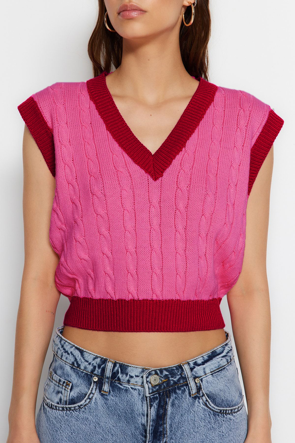 Trendyol Collection Różowy sweterek Crop Knitwear z warkoczem - Twoaw22Bz0060