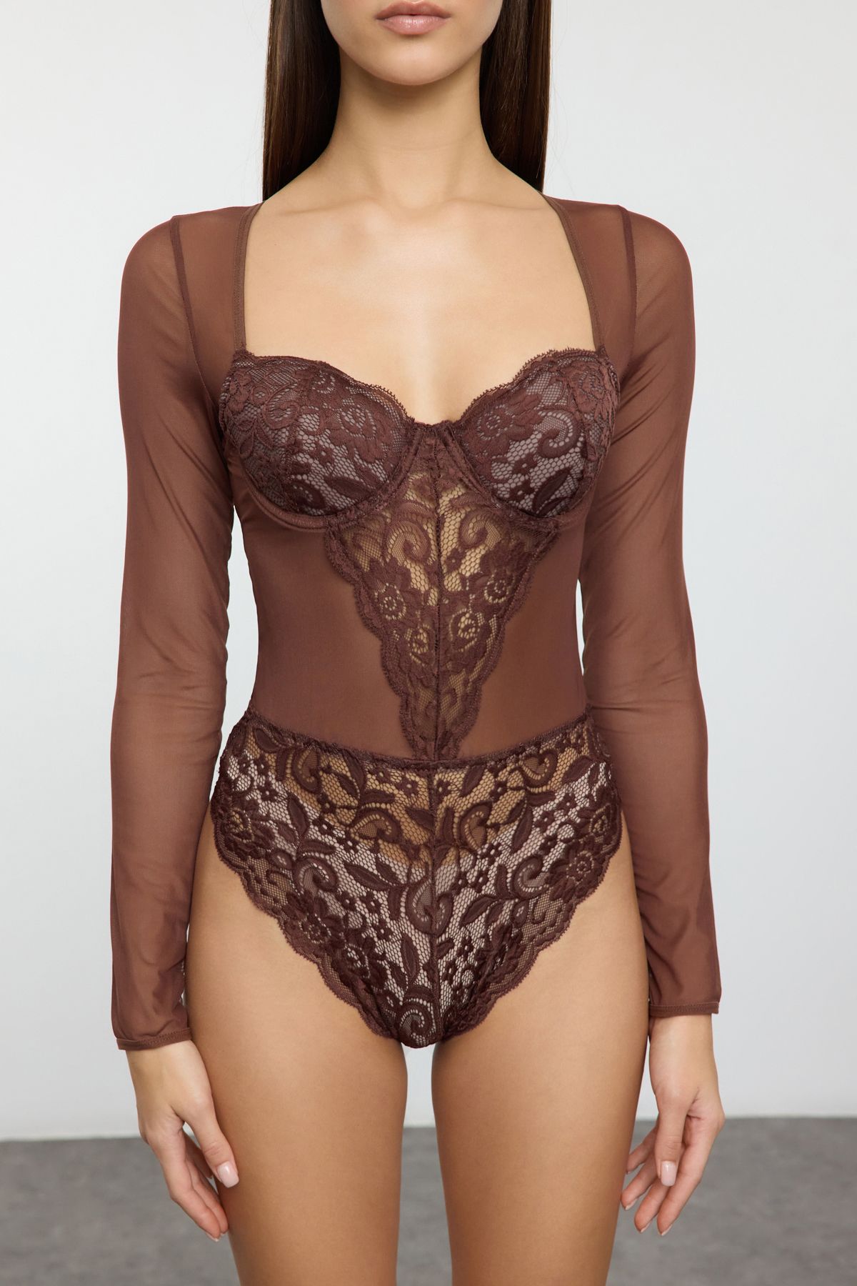 Trendyol Collection-Cut-Out-Body mit brauner Spitze – THMAW25BD00003 3