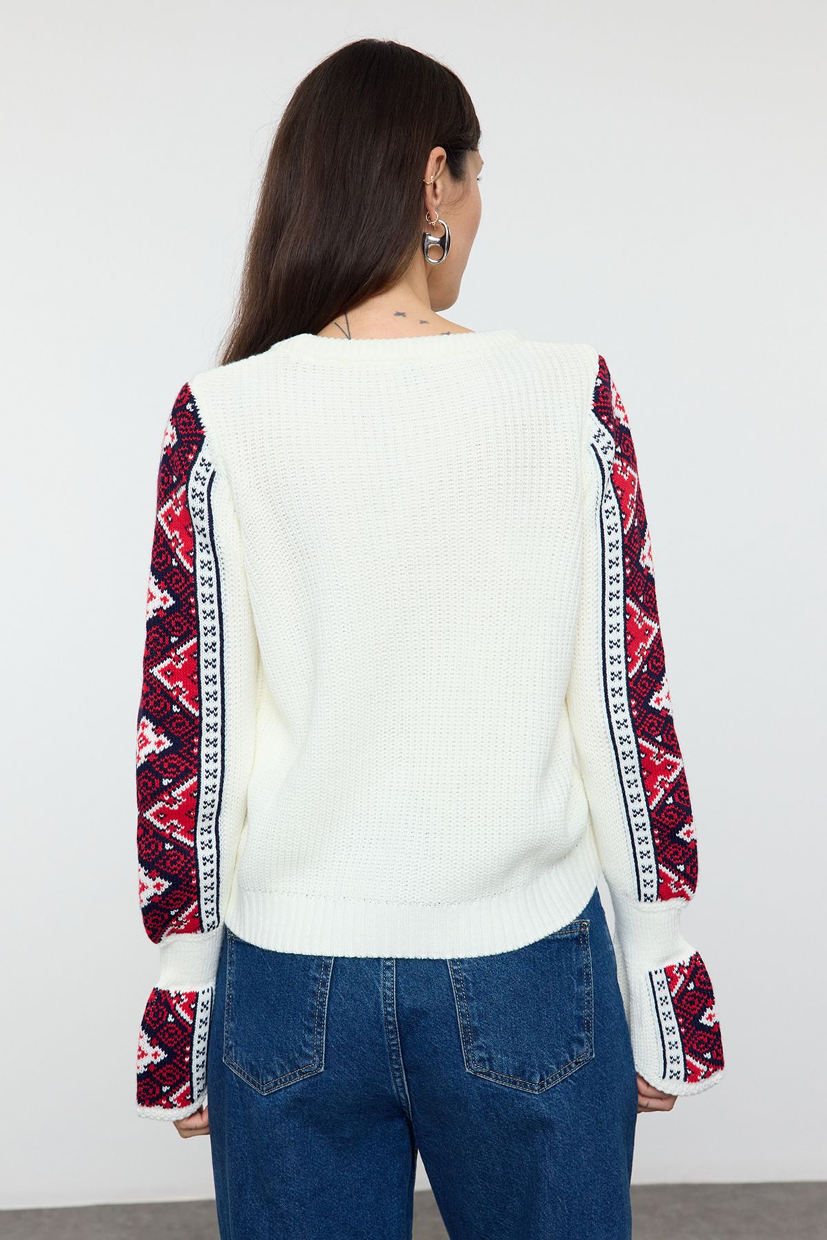 Trendyol Collection-Ecru vyšívací vzorovaný pletený svetr Twoaw25Kz00393 5