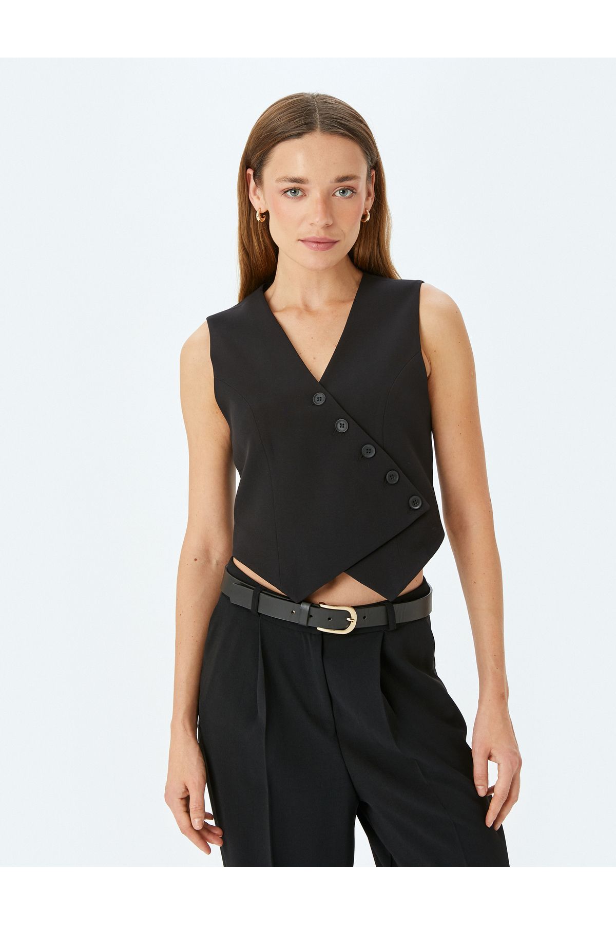 Koton-Buttoned Asymmetrical V-Neck Crop Vest 3