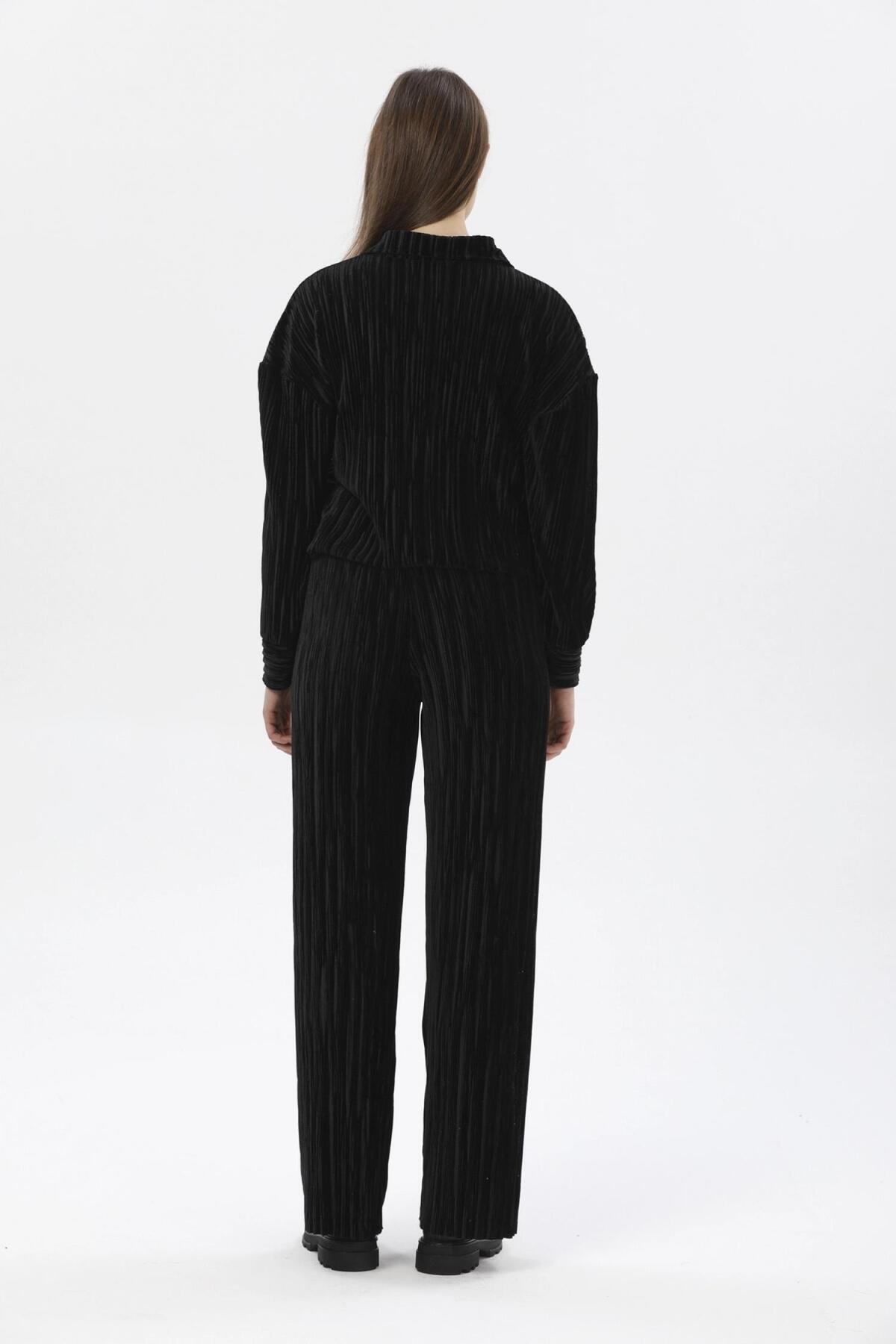 Robin-M35558 Women's Shirt Pants Set 3