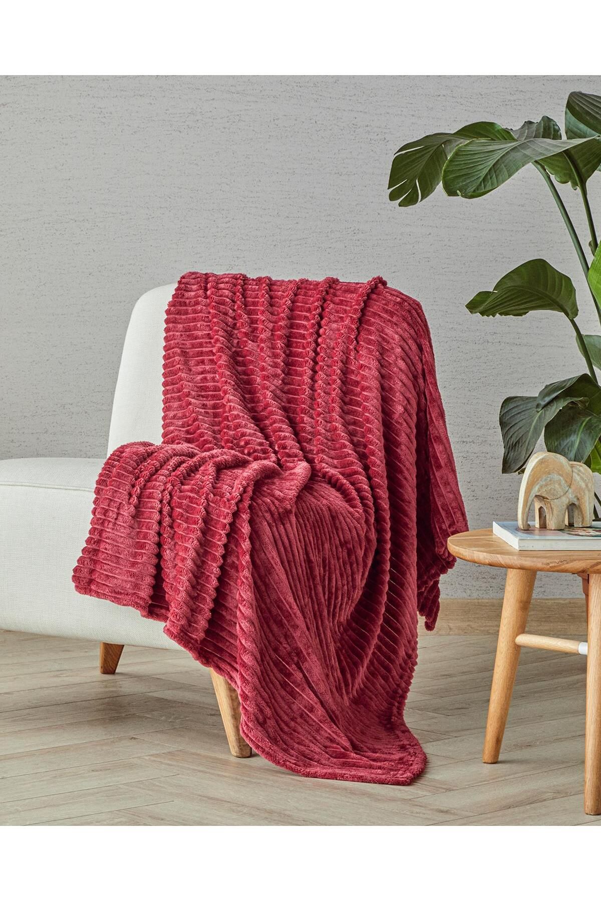 English Home-Claret Red Cozy Oasis Supersoft Tv Blanket - 120X160 cm 1