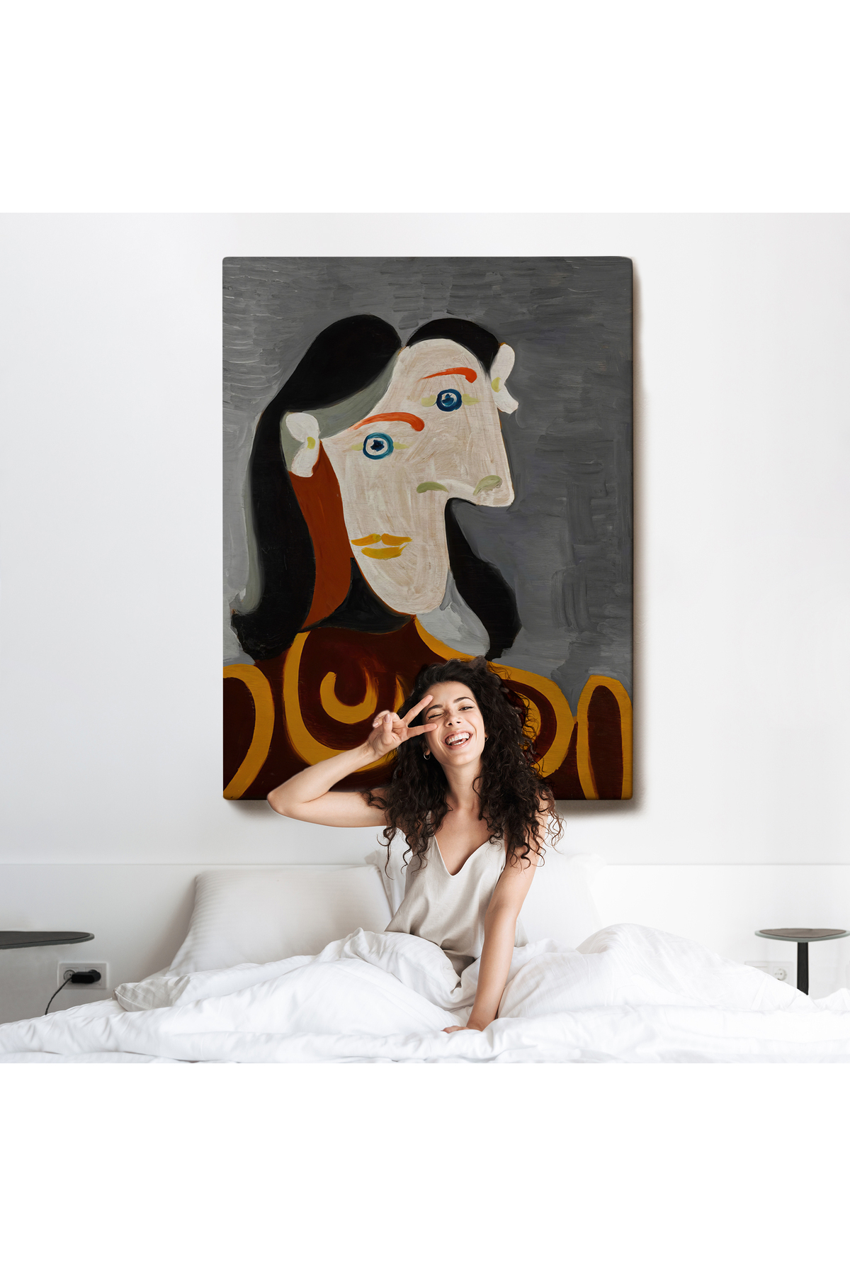 Pablo Picasso - Kahverengi Elbiseli Kadının Büst Kanvas Tablosu görsel 6