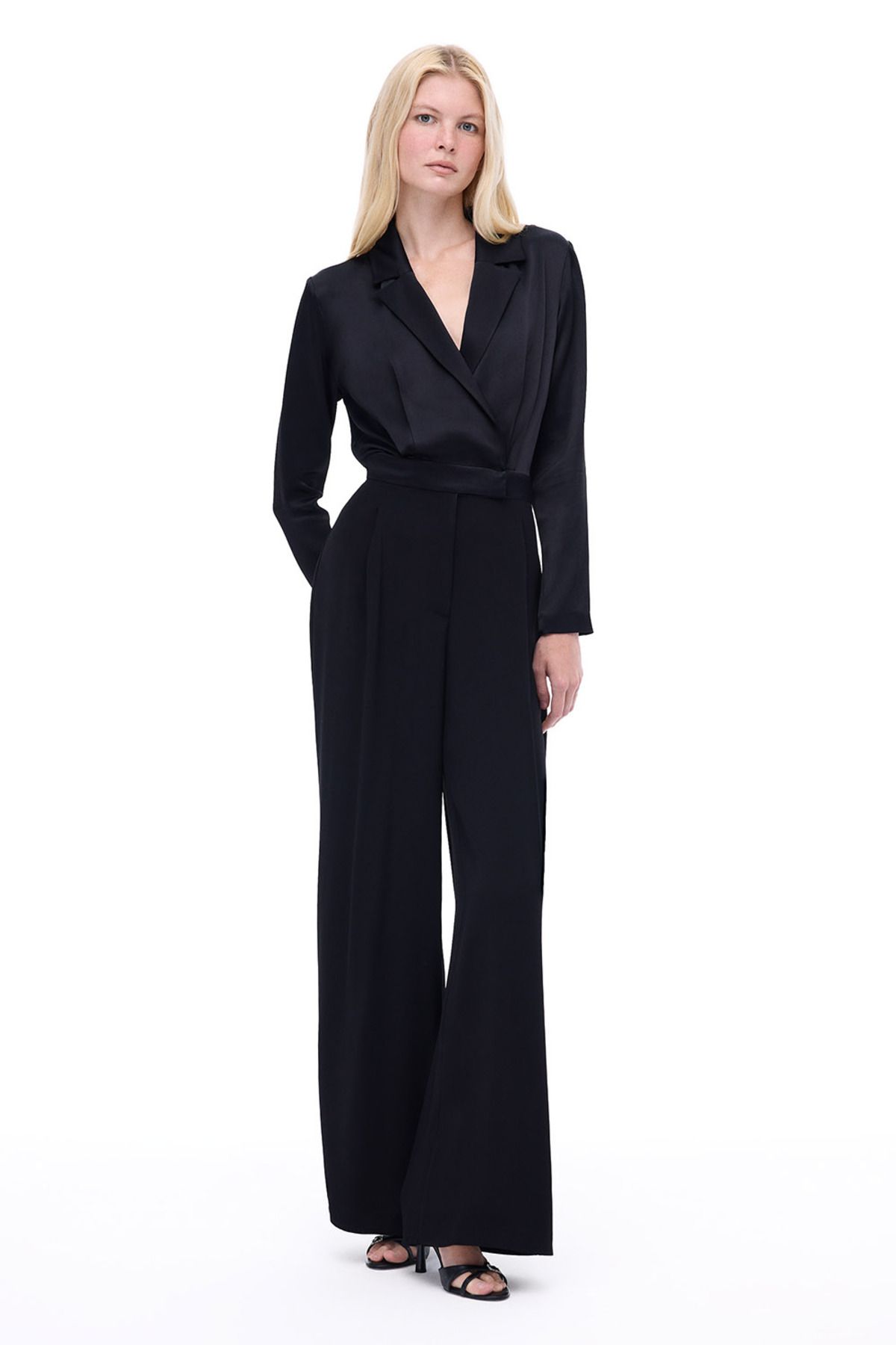 Perspective-Pandoras Casual Fit Long Length Fake Sleeve Jacket Collar Black Jumpsuit 1