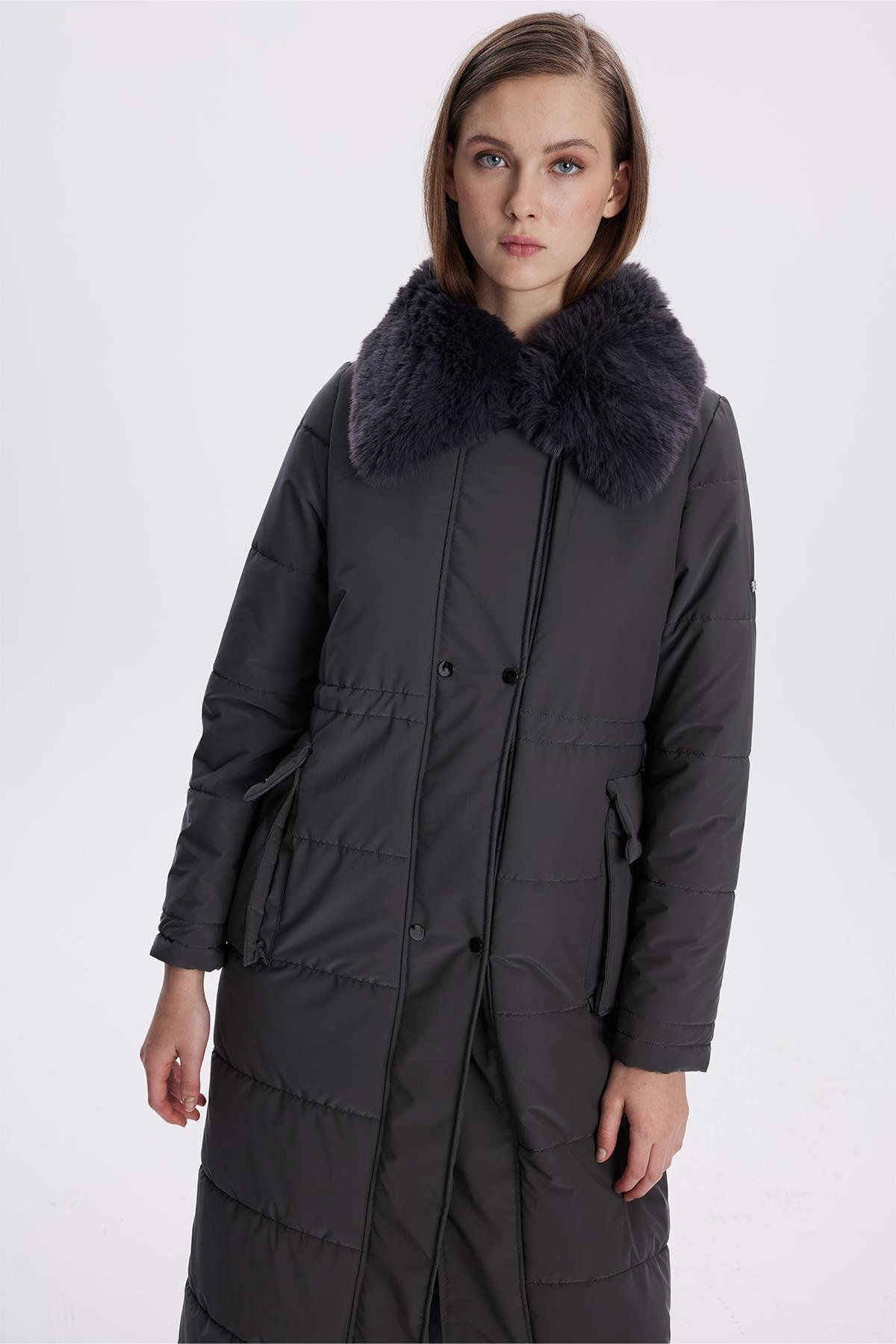 Zühre-Fur Collar Pocket Smoked Coat 13699 4