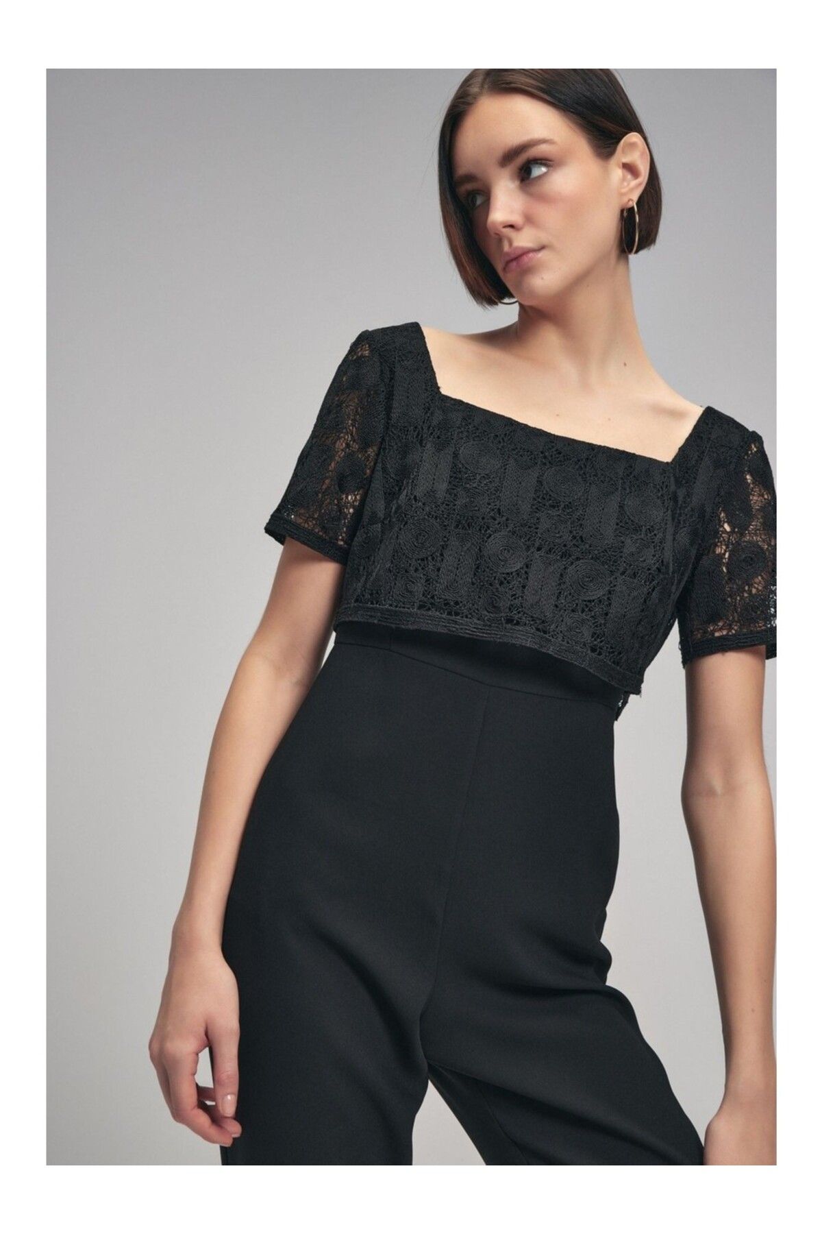 adL-Lace Square Neck Jumpsuit 2