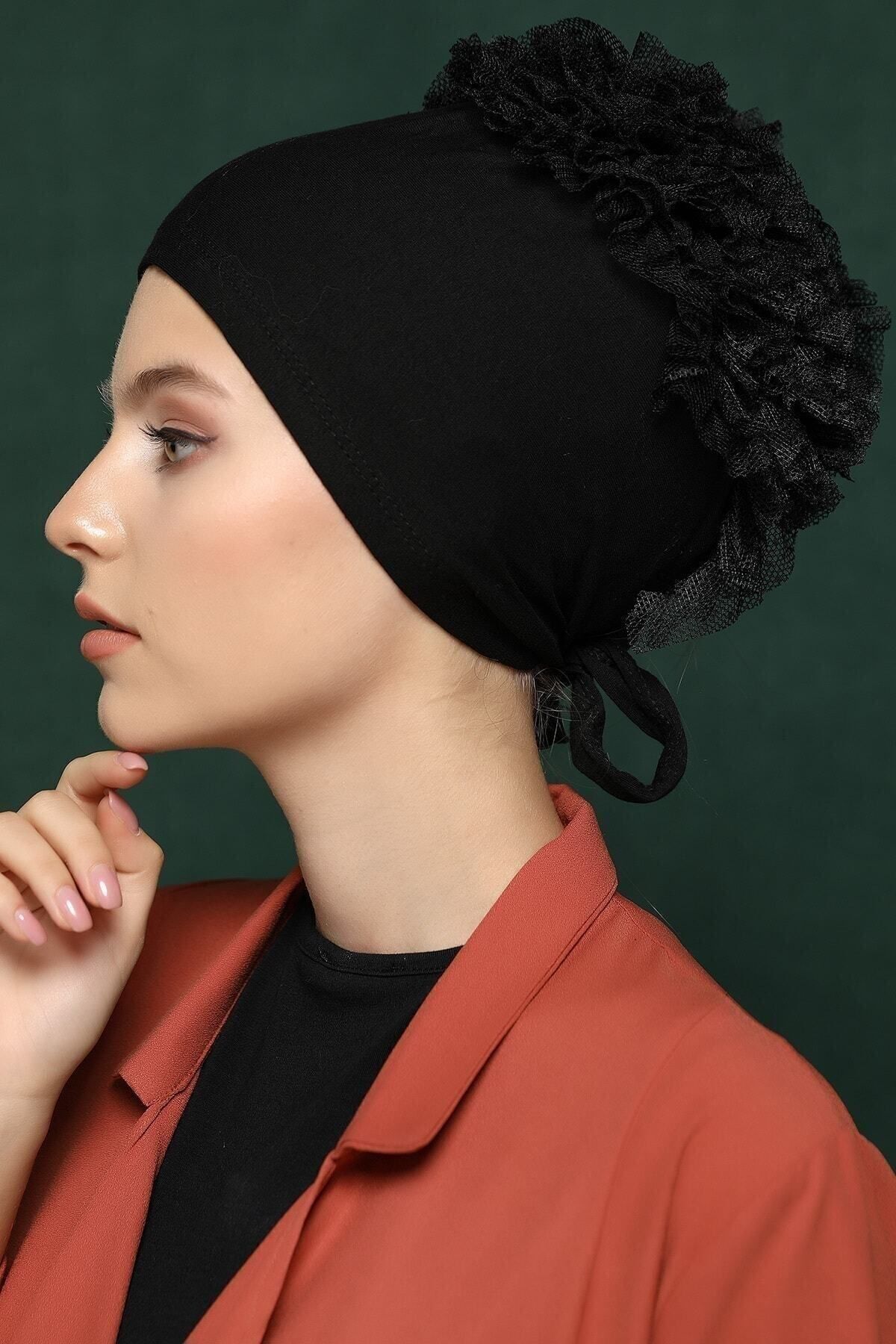 Mhm Collections Kadın Siyah Fırfırlı Bone