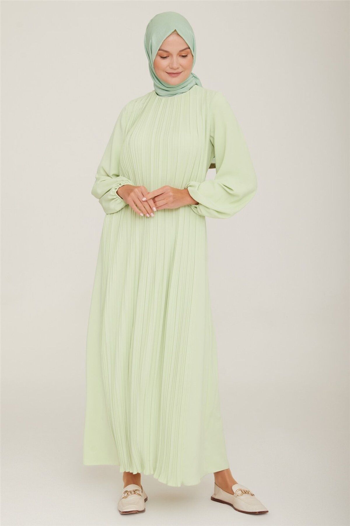 Armine-Green Dress - Model 22K9435 2