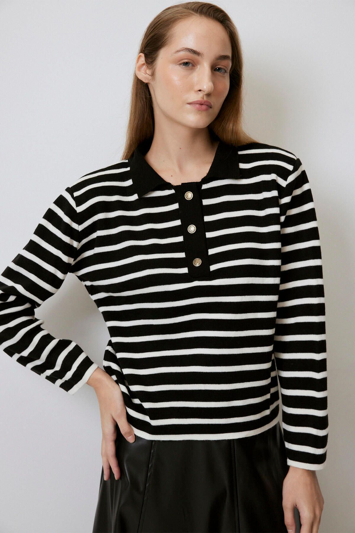 Touché Privé-Polo Neck Striped Sweater 3