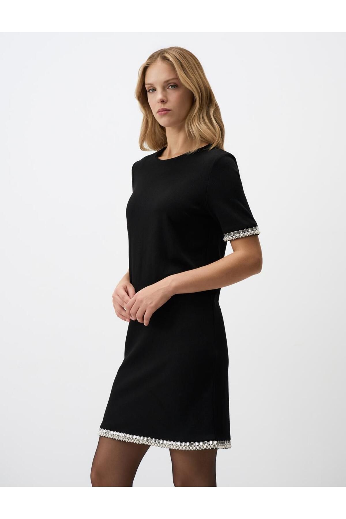 https://cdn.dsmcdn.com/ty1603/prod/QC/20241118/15/da2e02e2-a281-3b76-b19d-e90e62170482/1_org_zoom.jpg