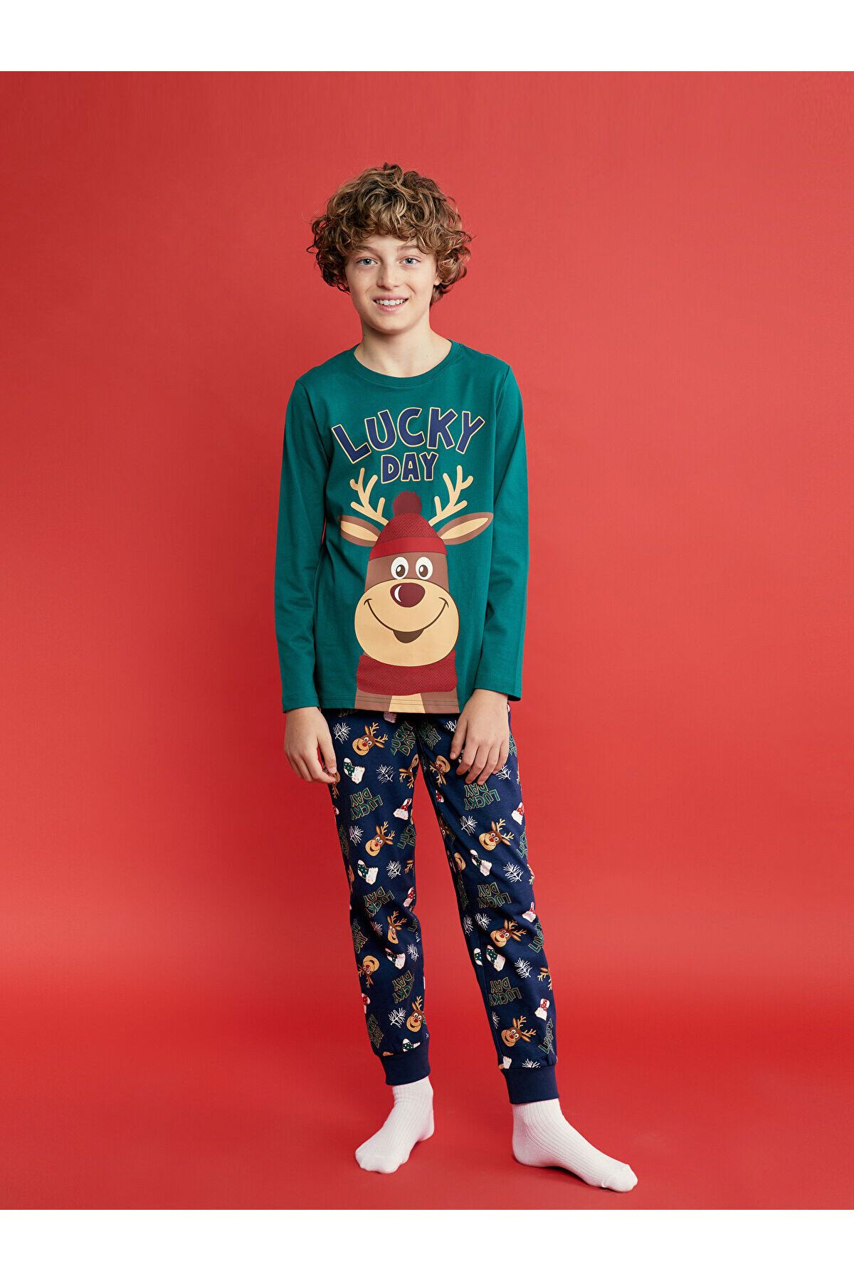 complete the look image