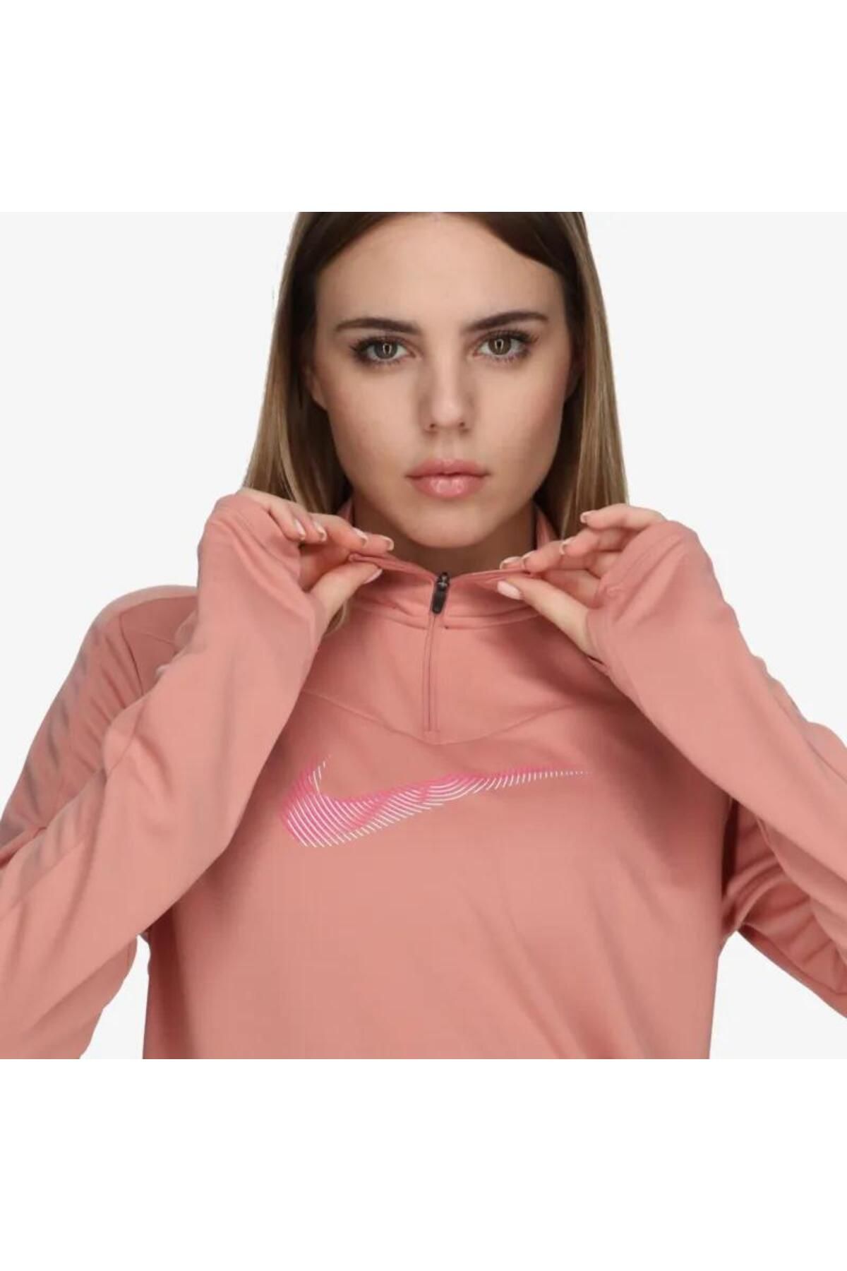 Nike-بلوزة نسائية للجري بنصف سحاب من Dri-Fit Swoosh 1