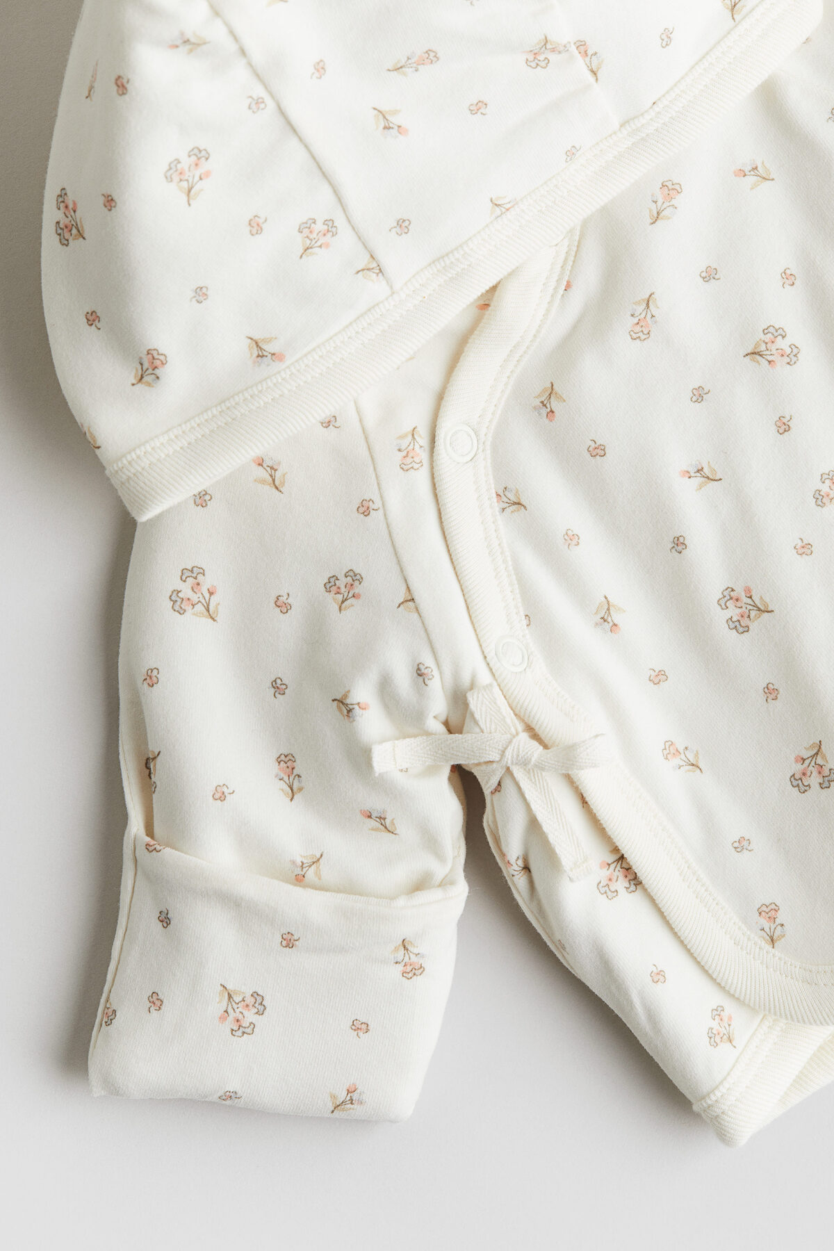 H&M Dolgulu Jarse Ceket fotoğrafı 2 (önizleme)