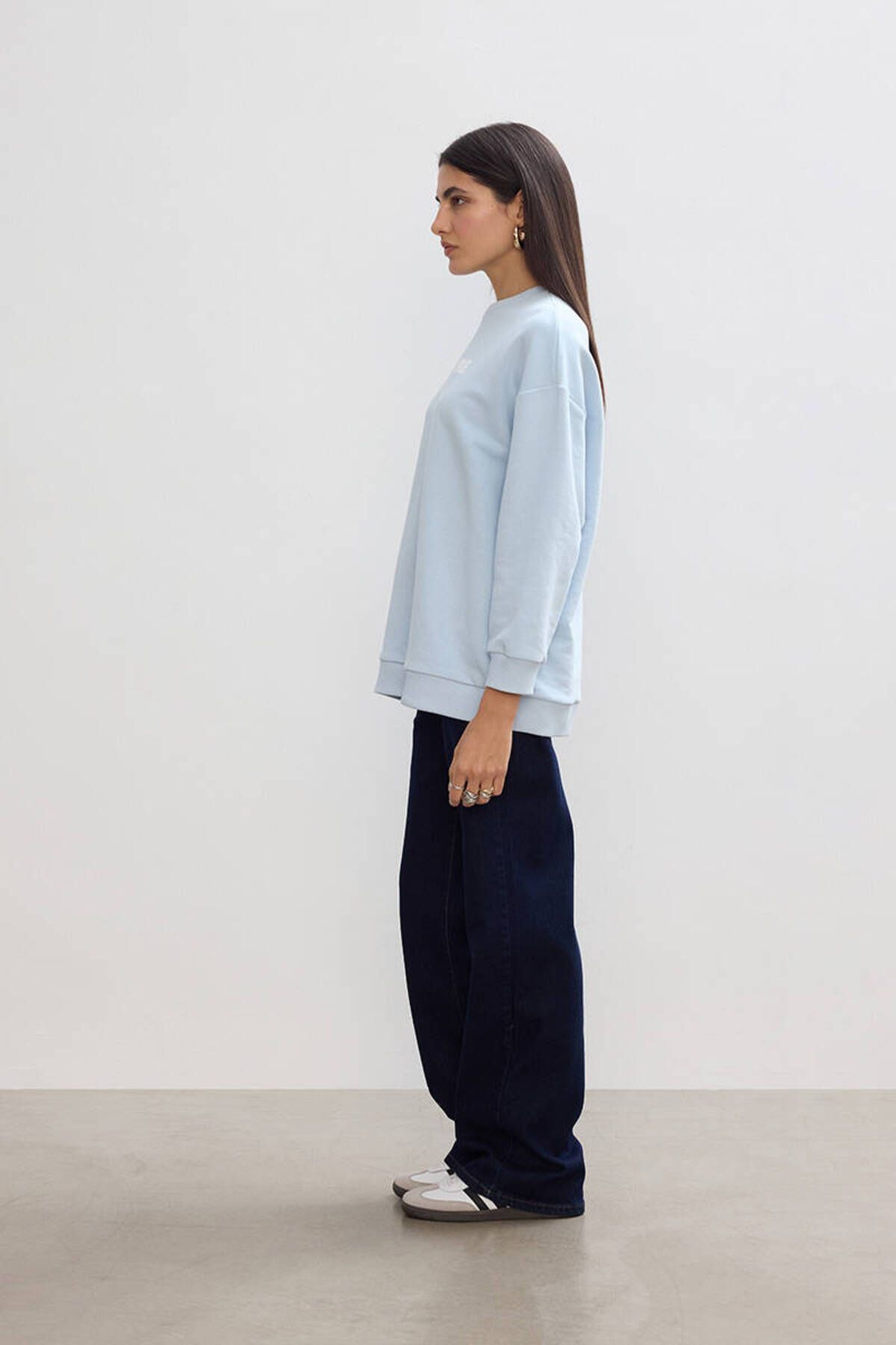 BE BLUE-Chapter One Sweatshirt 4