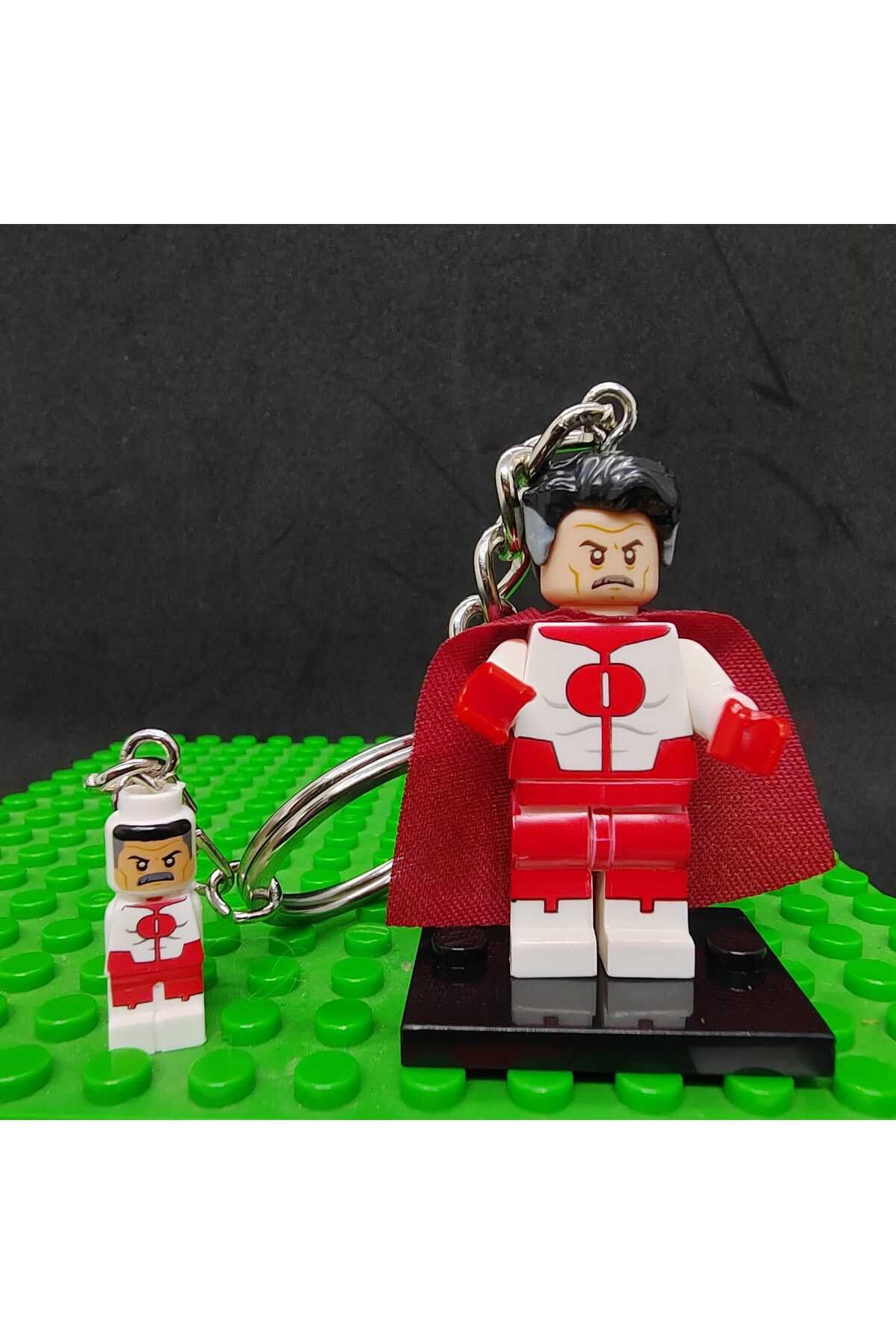 myminitoys-Invincible Omni-man Mini Figure - Keychain Comics 2