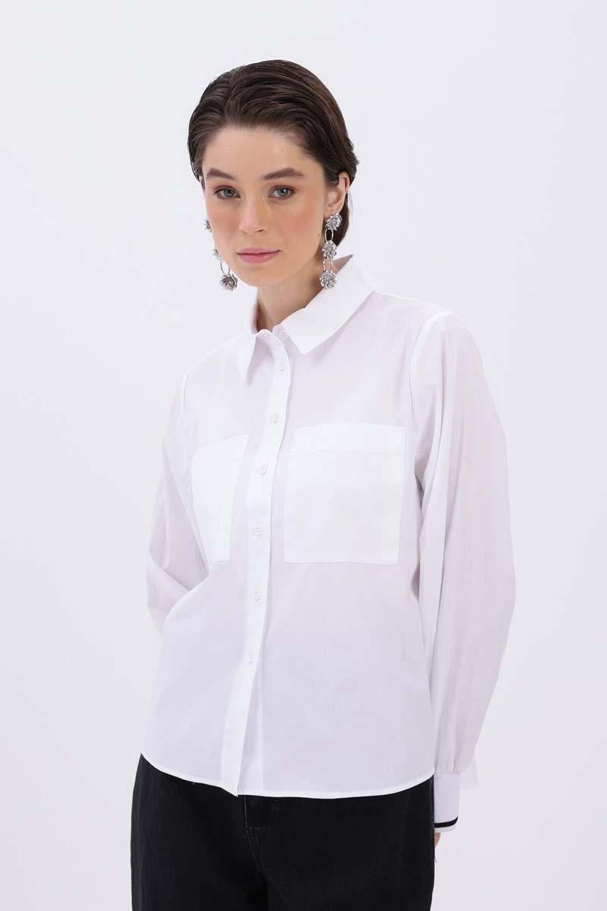 ALLDAY-Big Pocket Shirt with White-Manschette Ribbons 1