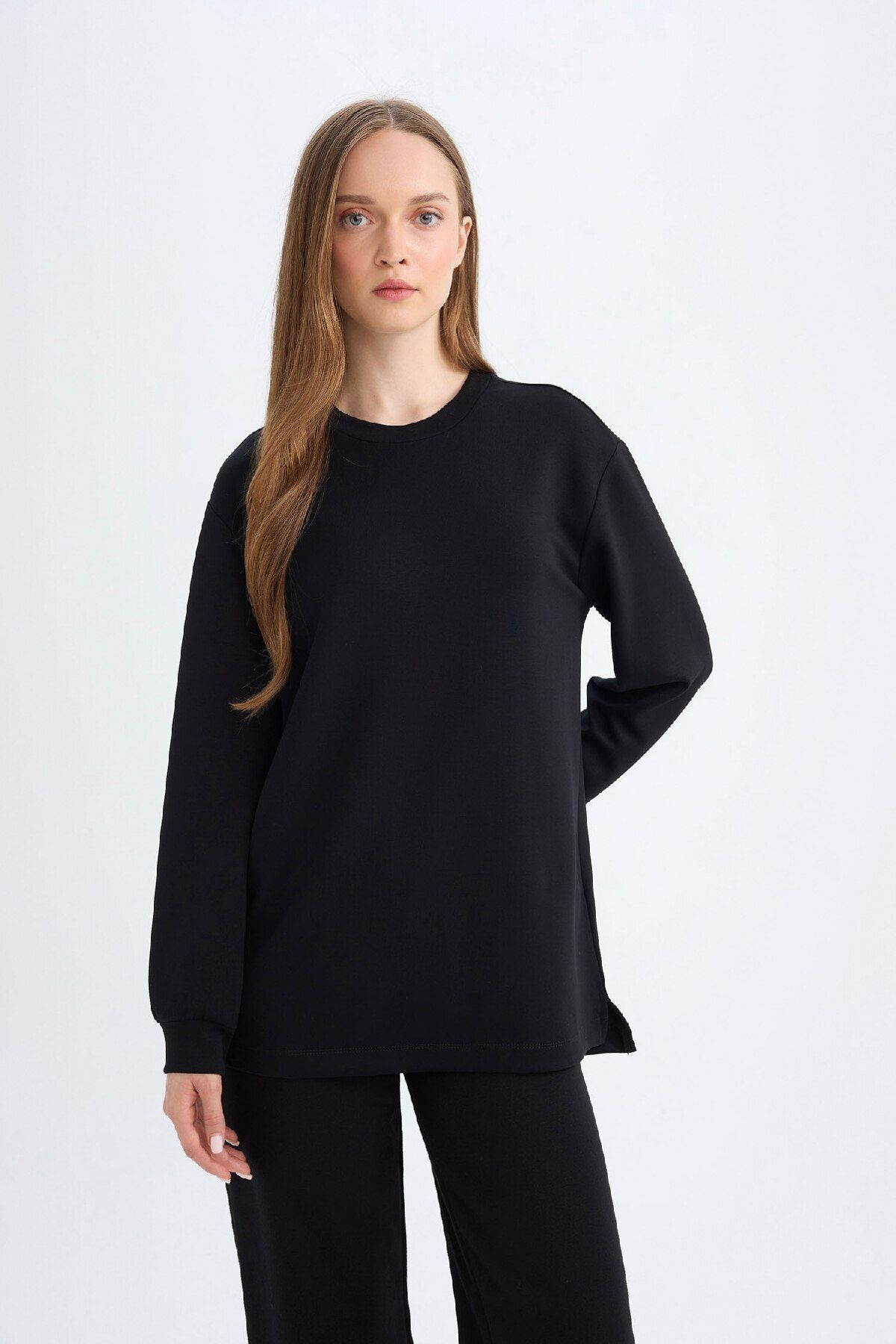 DeFacto-Čierna mikina Regular Fit Crew Neck Basic Plain Tunik 3168677 4