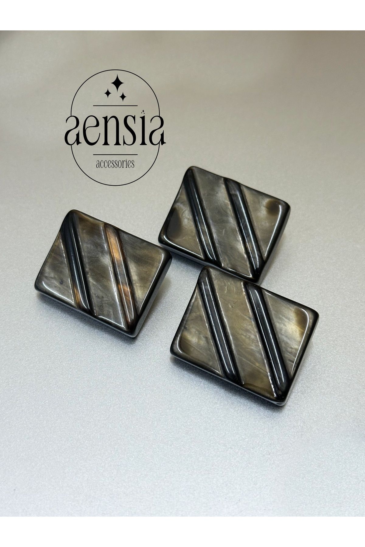 aensia-Polyester Rectangular Mink over Reflective Line Embossed Coat Jacket - 3.81 Cm, 3 Pack 3