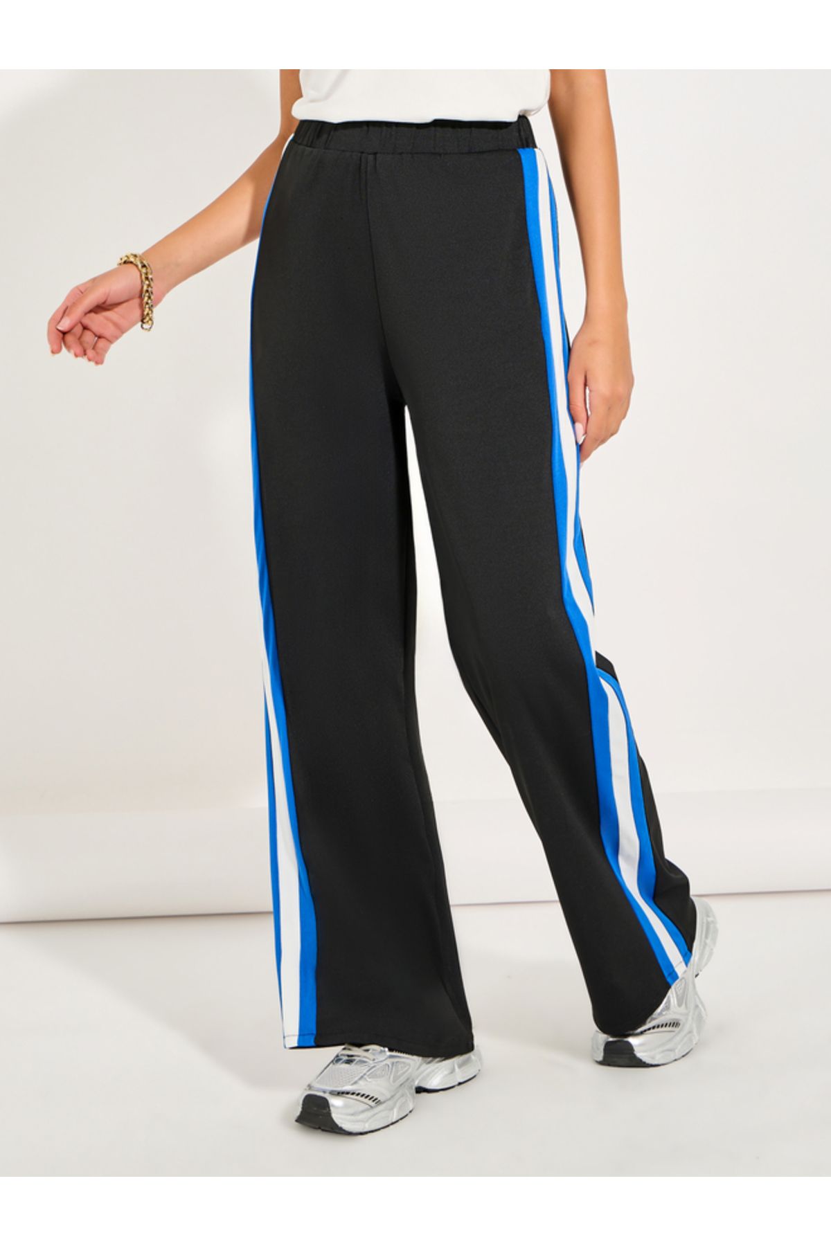 Styli-High Rise Contrast Side Striped Pants 2