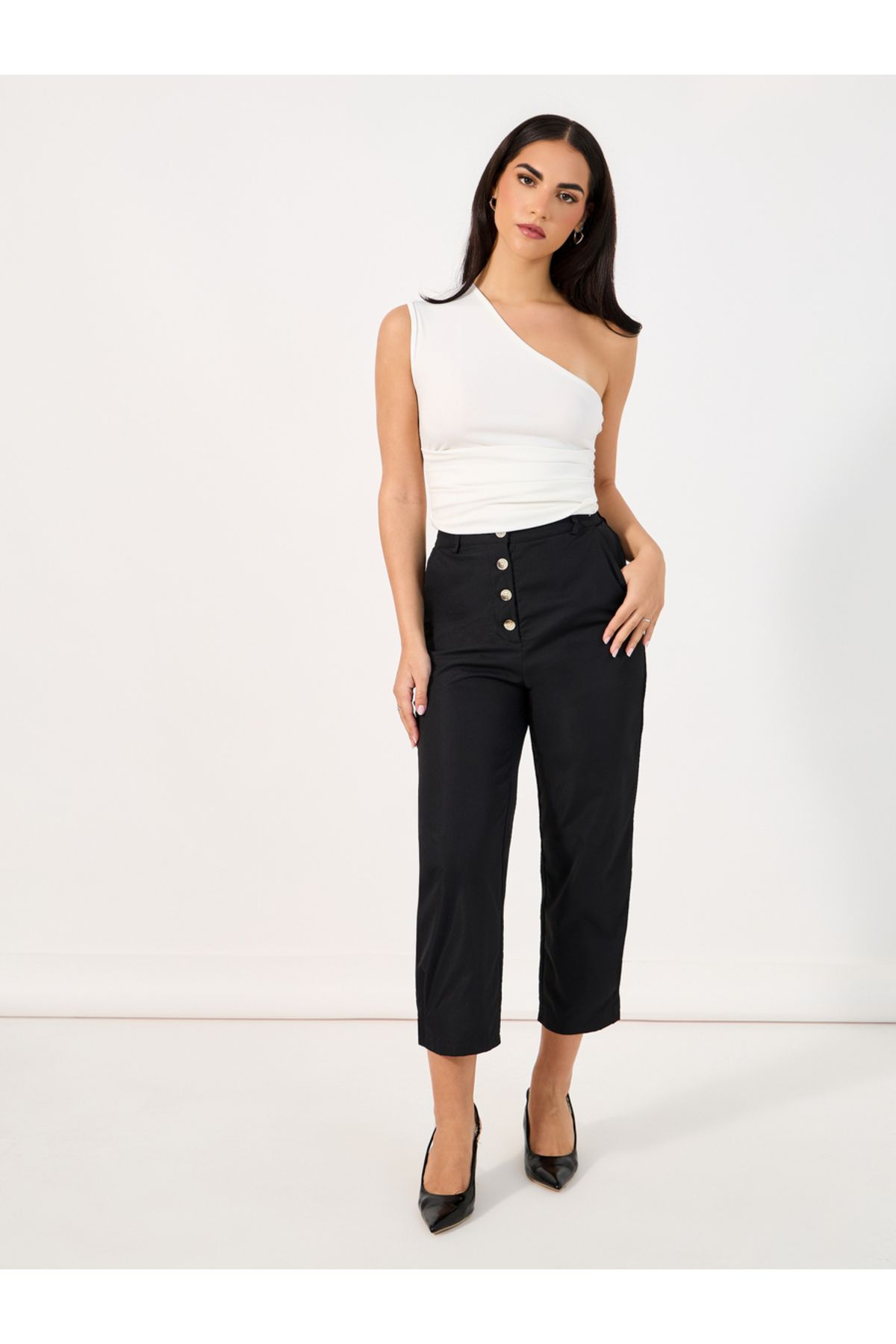 Styli-Elastic Back Tapered Pants with Buttons 1