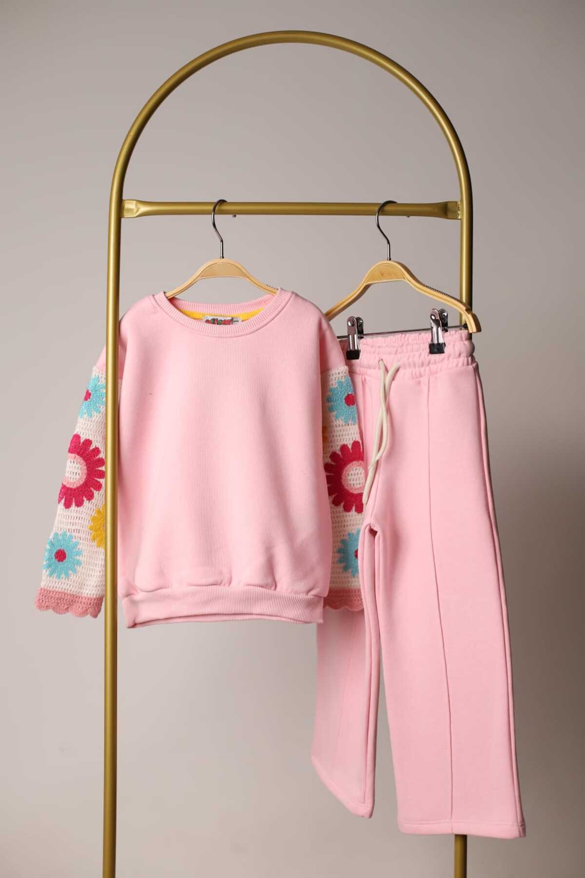 Eflin Butik Açık Pembe Örgü Detaylı Eşofman Takımı fotoğrafı 3 (önizleme)