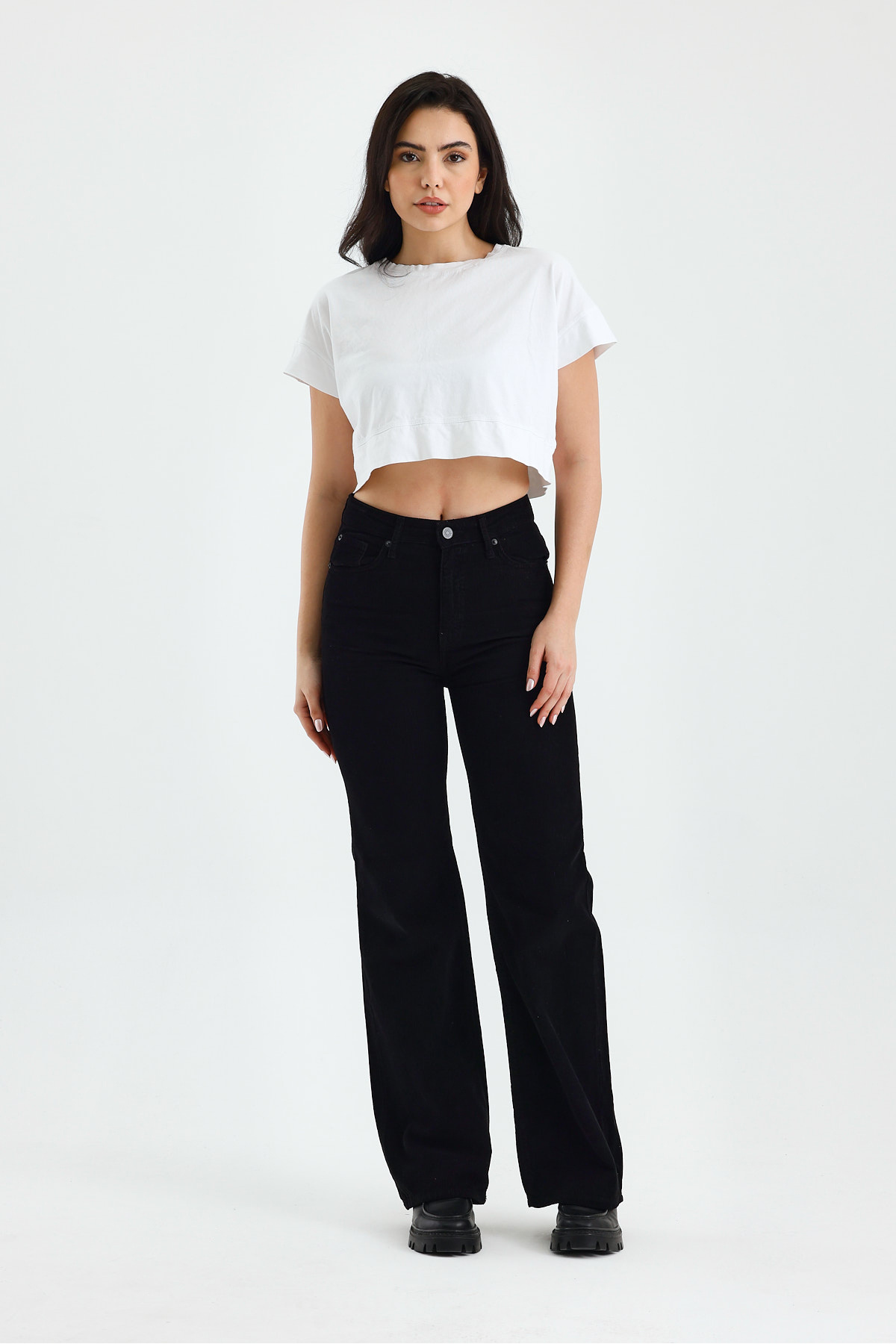 soBasic-Flare Leg Thin Corduroy Trousers - Black 6