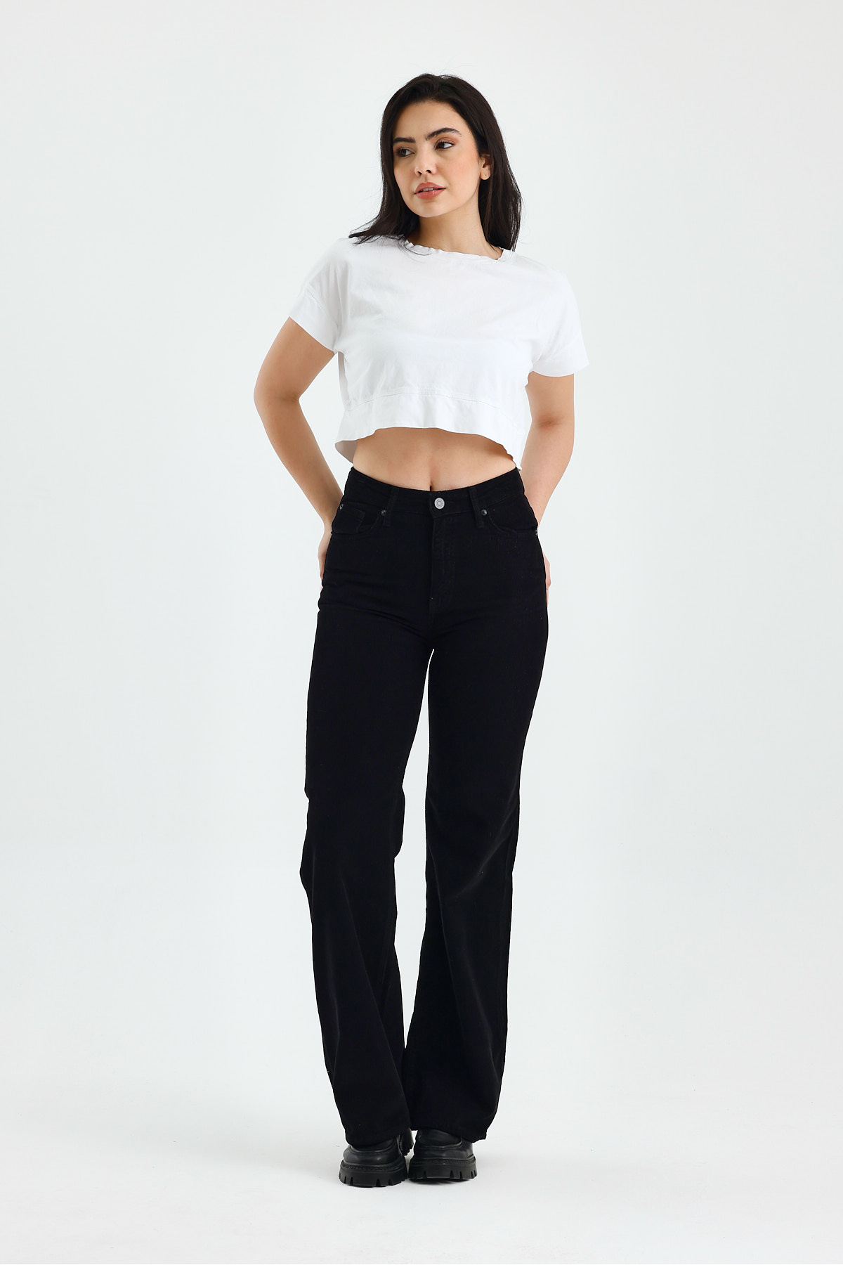 soBasic-Flare Leg Thin Corduroy Trousers - Black 7