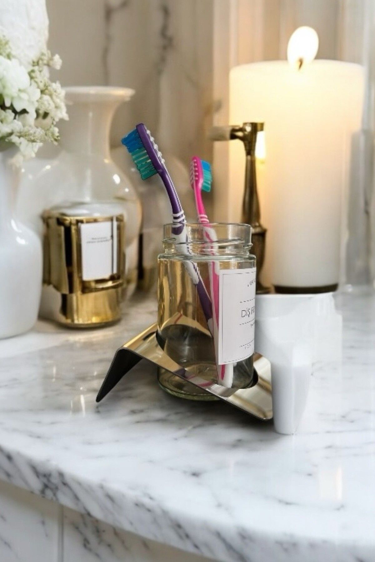 GO BLOBS-White Label Toothbrush Holder with Stainless Steel and Silver Detail 3