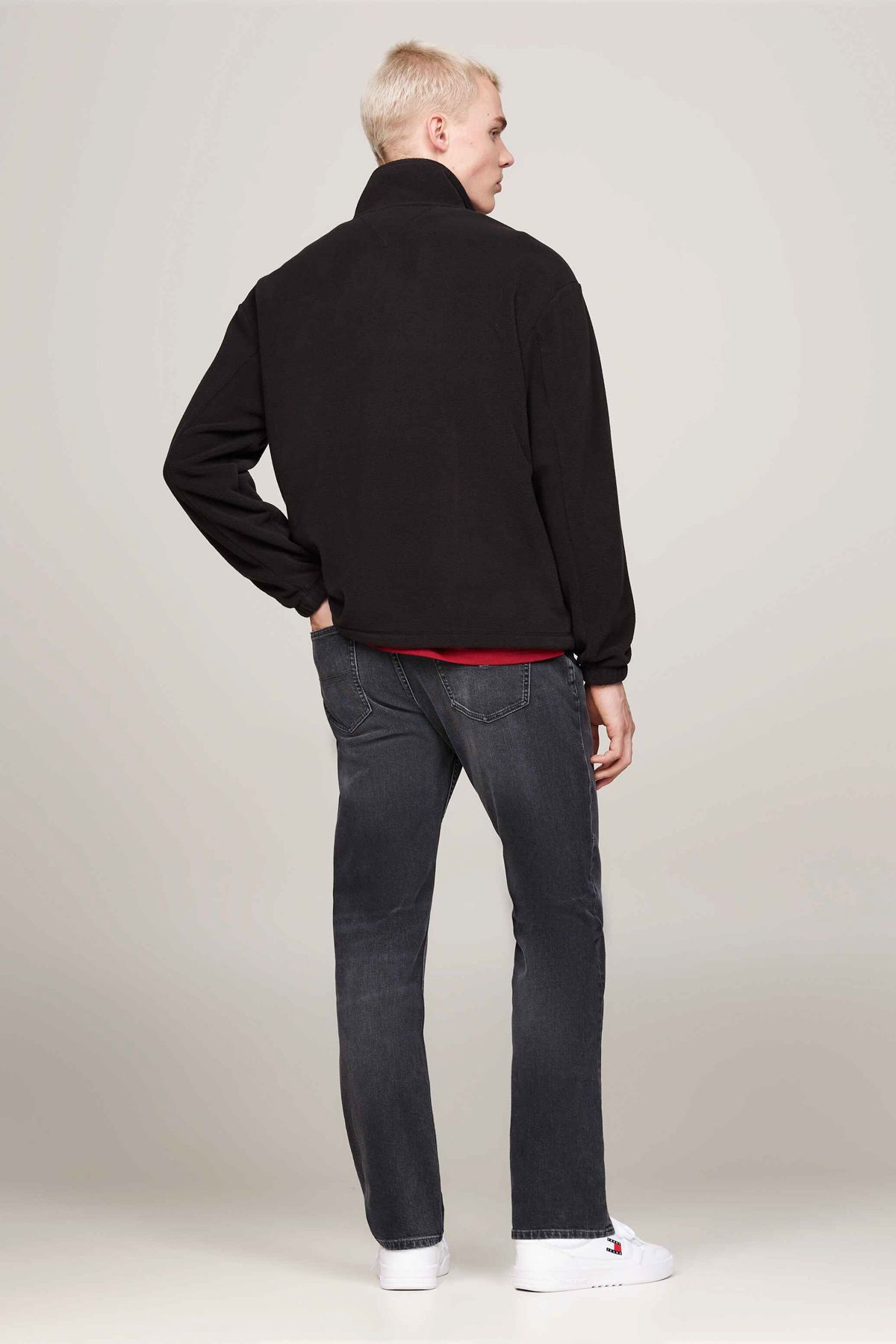 complete the look image